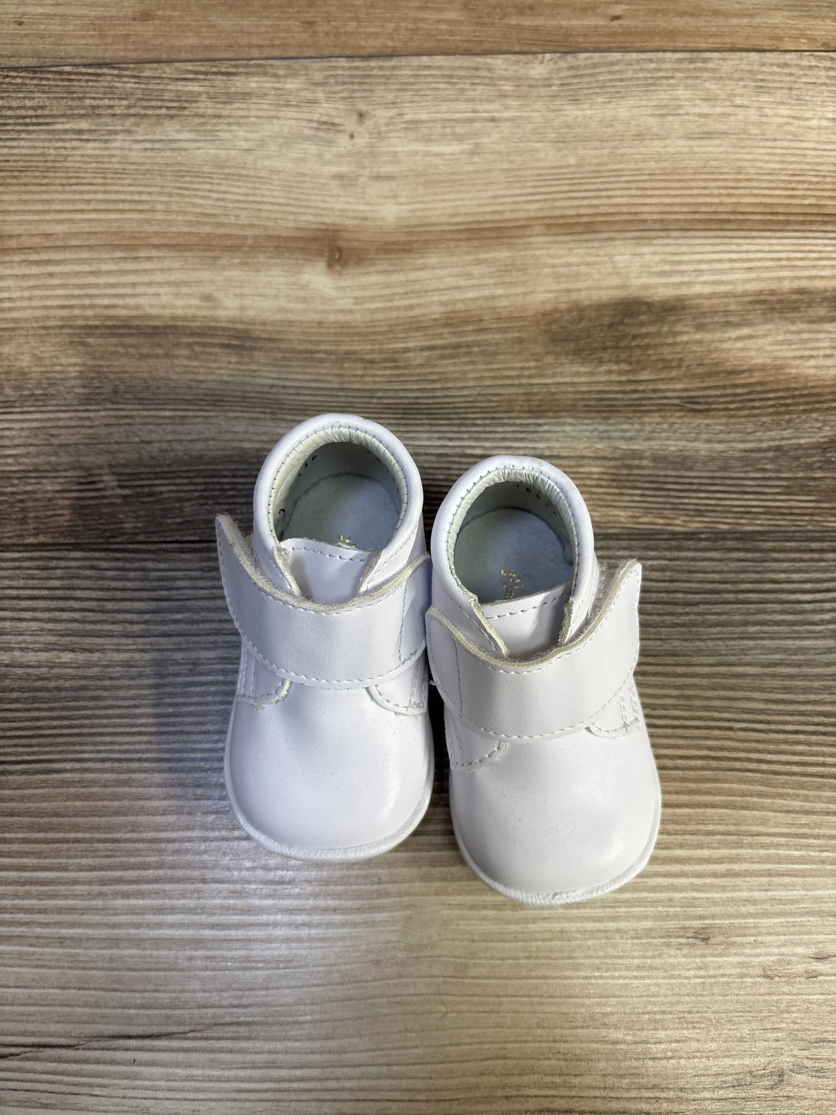 Alegria Kids Patent Leather First Walker shoes White sz 2/3c