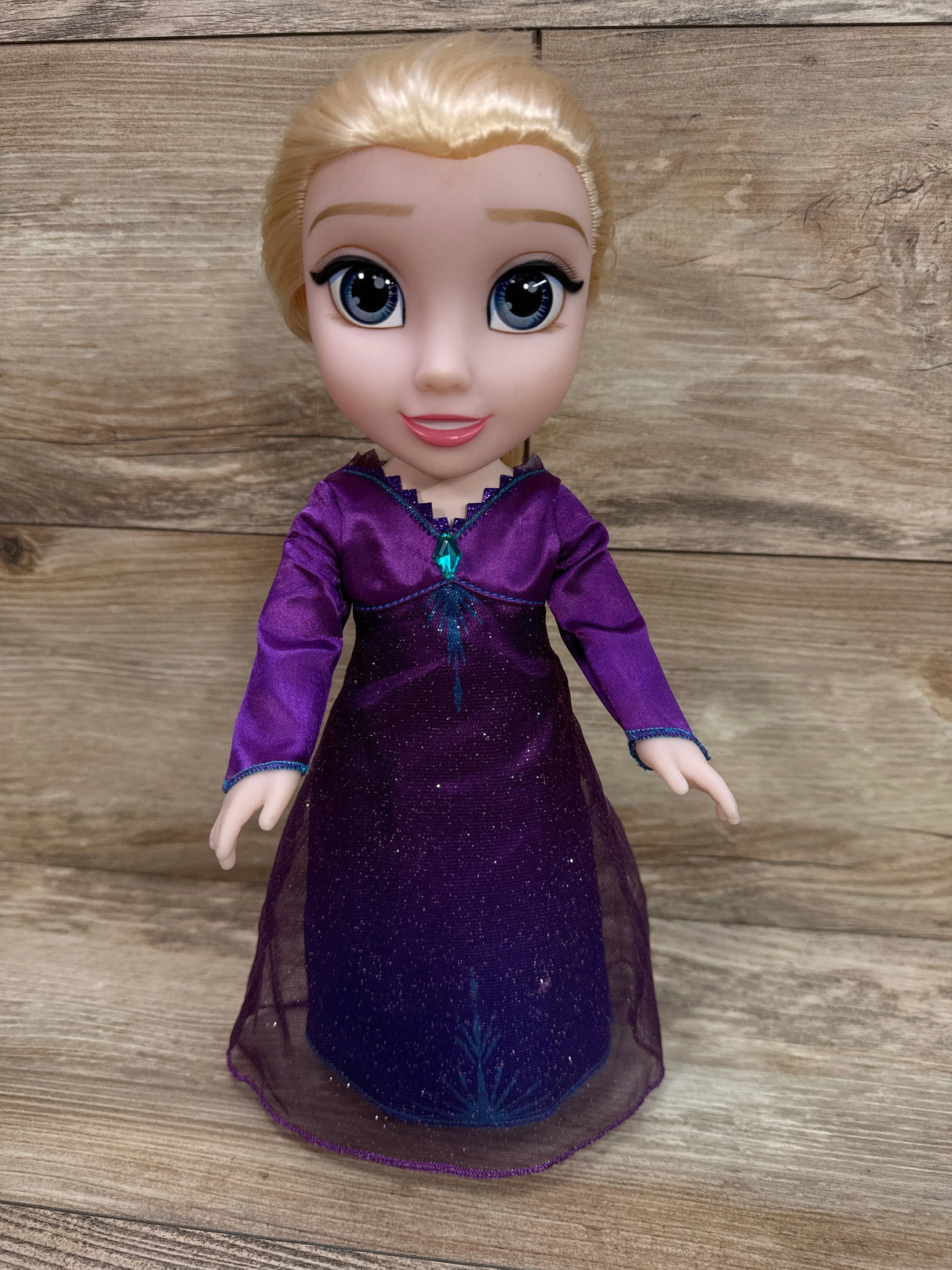 Frozen Disney 2 Elsa Musical Doll Sings Into The Unknown