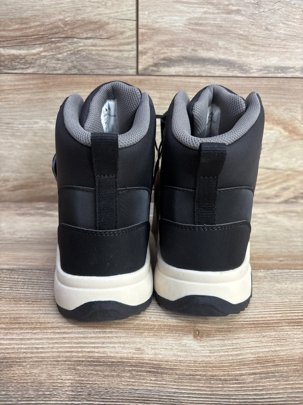 NEW All In Motion Waterproof Arrow Snow Boot Jet Black sz 4Y