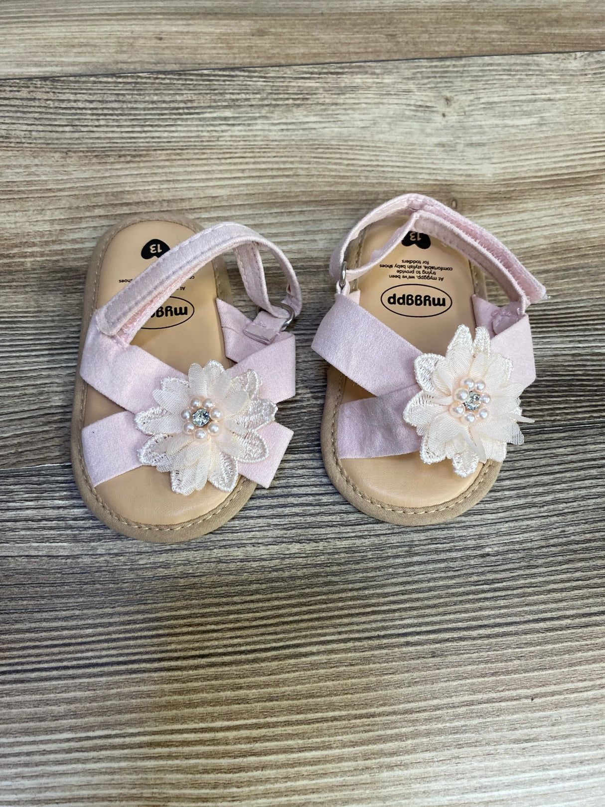 myggpp Cross Strap Pearl Sandals Pink sz 5/6c
