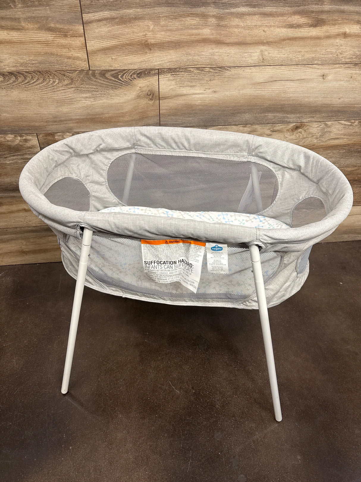 NEW Regalo Baby Basics Infant Bassinet Grey