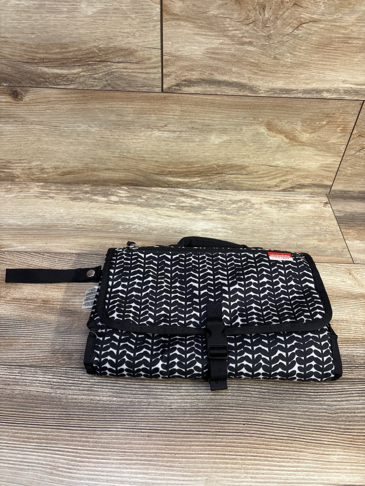 Skip Hop Skidaddle Portable Diaper Changing Pad