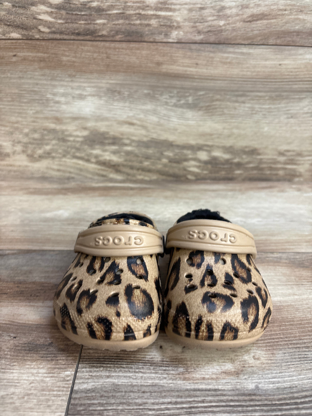 Crocs Classic Lined Clogs Leopard Print sz 4c