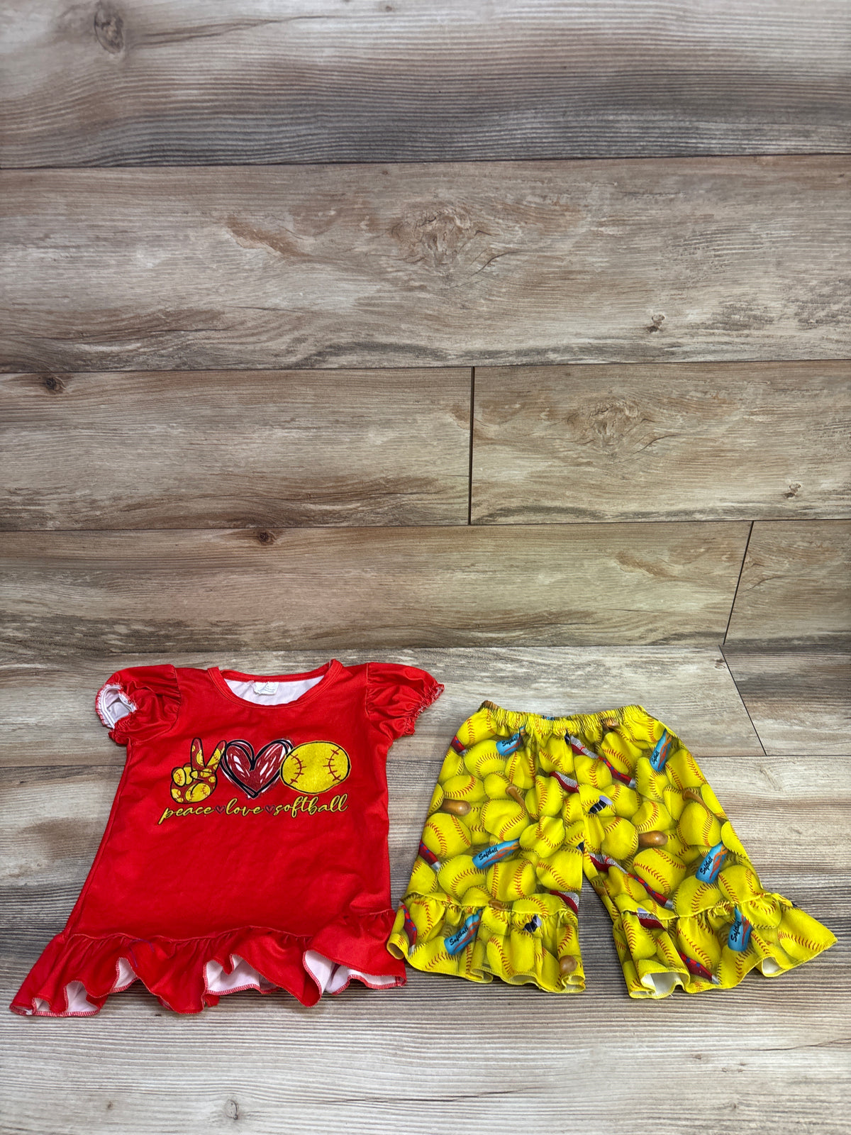 Peace Love Softball 2pc Shirt & Shorts Set Red sz 3T