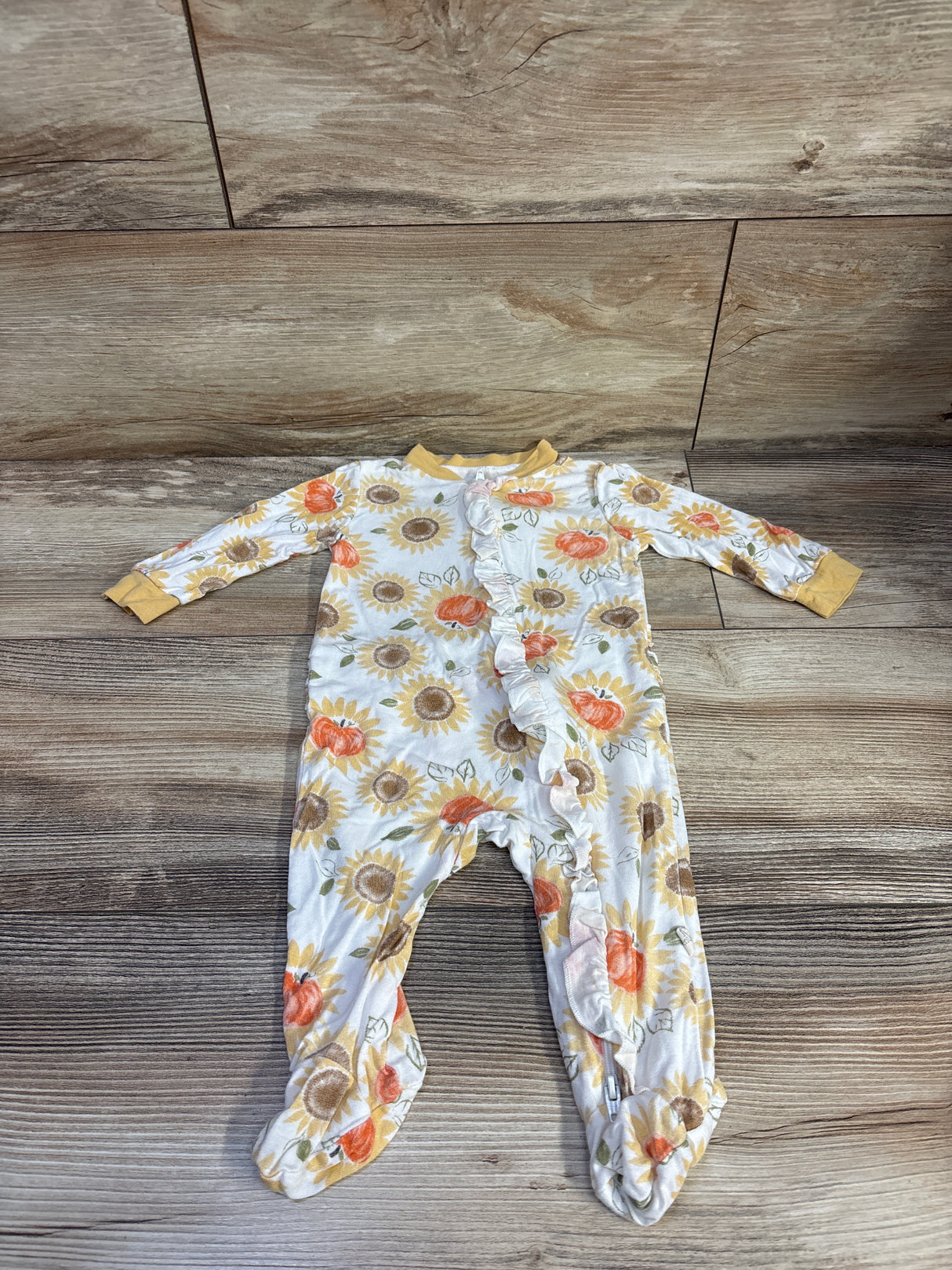 Milkberry Bamboo Halloween Pumpkin Ruffle Footie White sz 0-3m