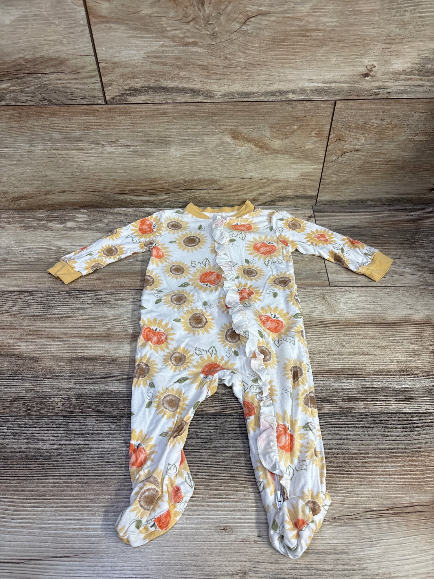 Milkberry Bamboo Halloween Pumpkin Ruffle Footie White sz 0-3m