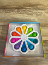 NEW Fat Brain Toy Co. Dimpl Digits