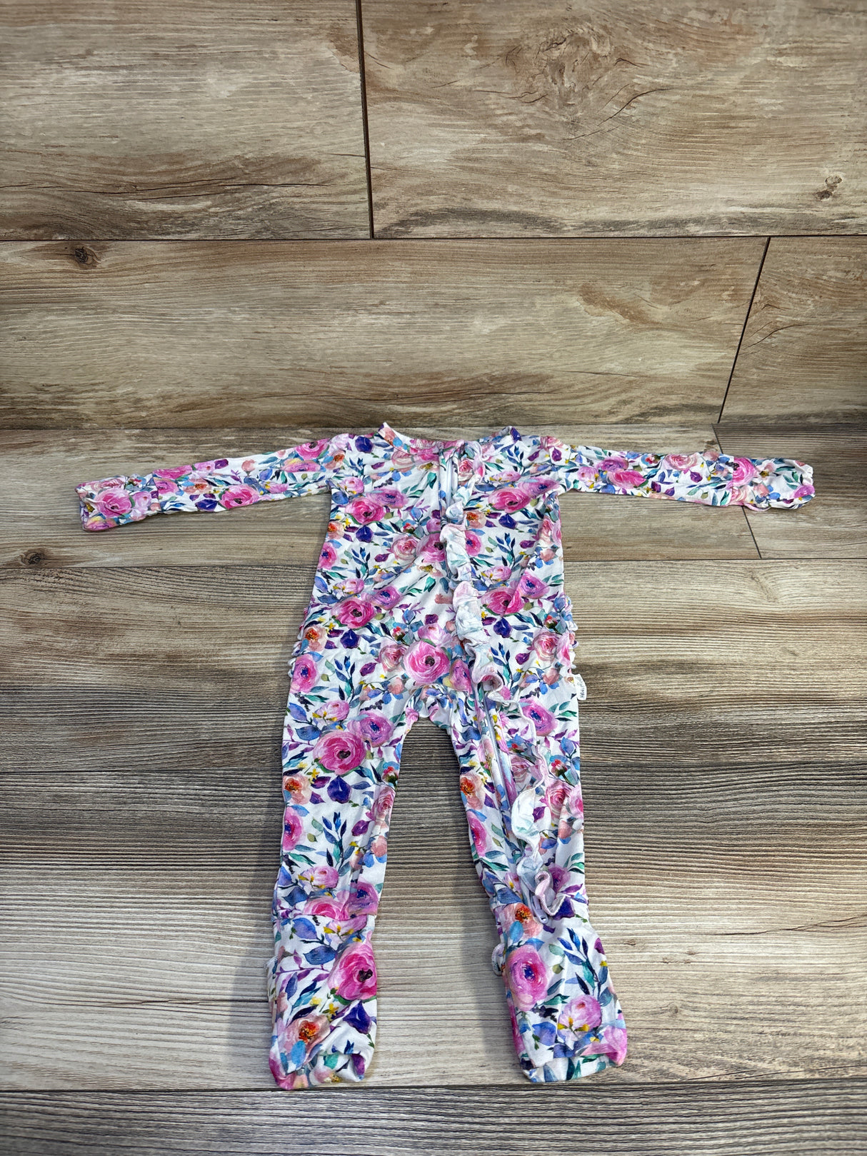Gigi & Max Bamboo Floral Ruffle Zip Convertible Sleeper White sz 3-6m
