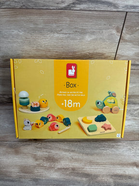 Janod wooden toddler toy set for fine motor skills, suitable for 18 months and up, boxed.