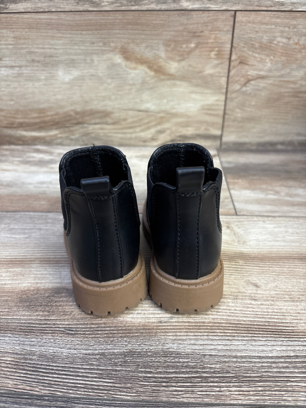 Old Navy Faux Leather Chelsea Boots Black sz 5c