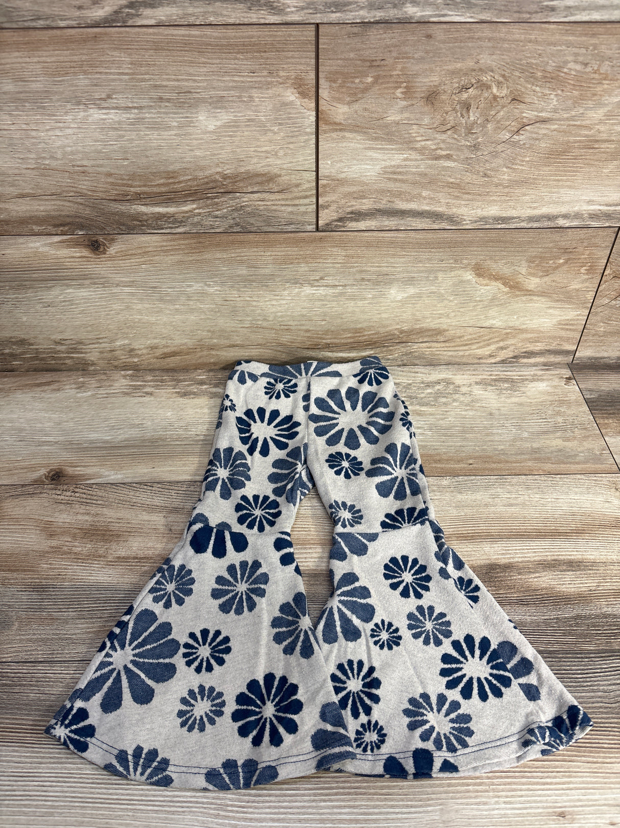 Tullabee Floral Bell Bell Bottoms Grey sz 2T
