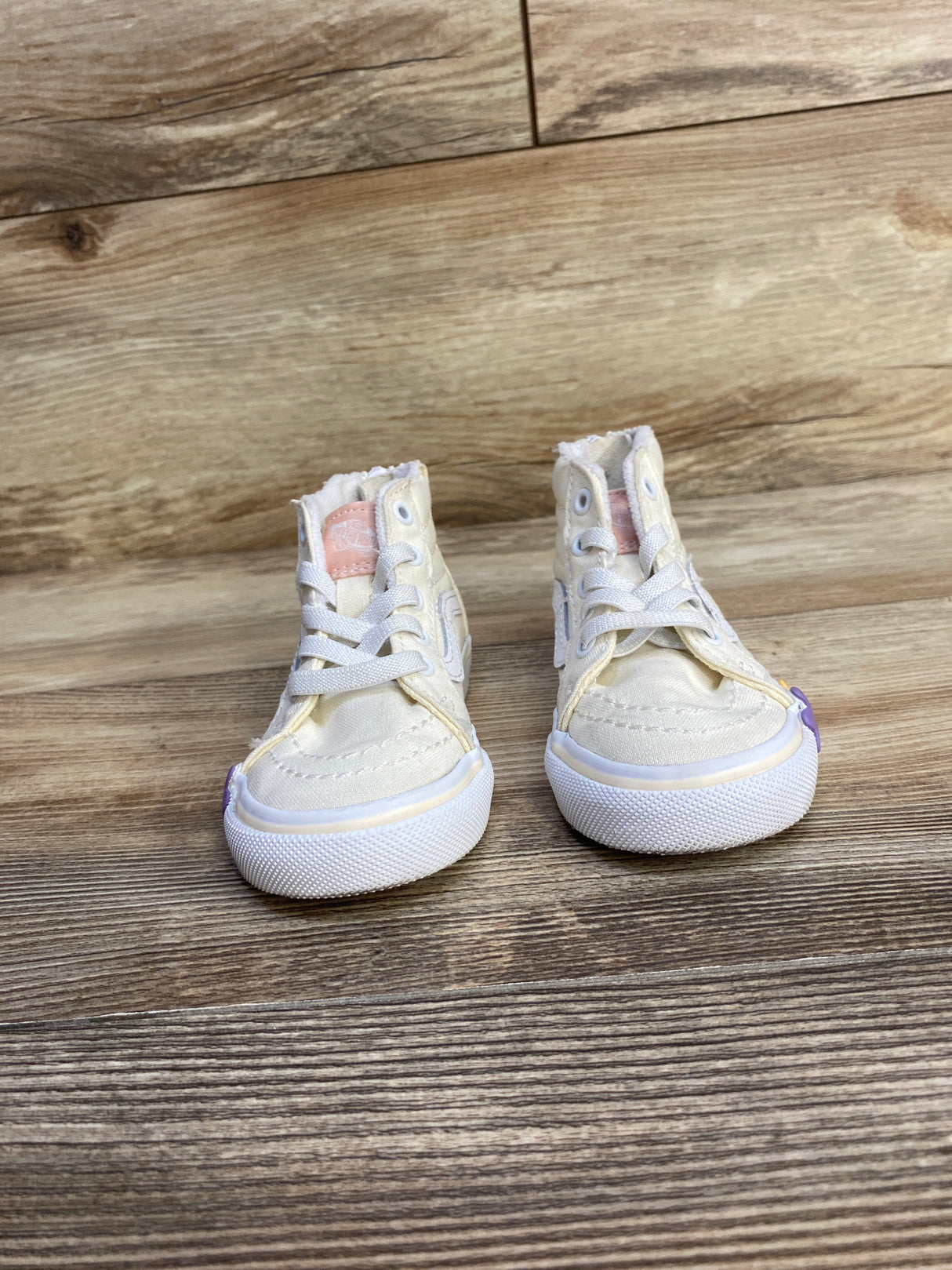 Vans Sk8-Hi-Zip Flower Shoes Ivory sz 6c - Me n Mommy To Be