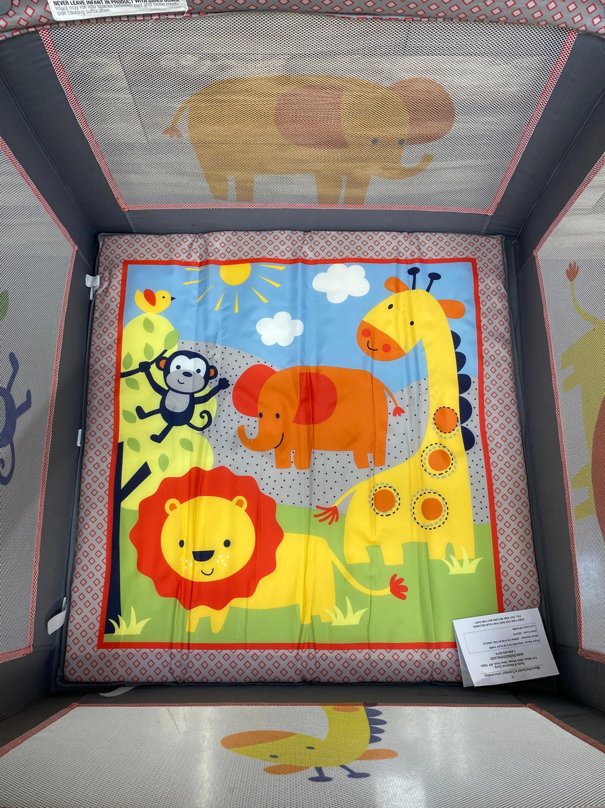 NEW Delta Children 36 x 36 Play Yard, Fun in The Jungle