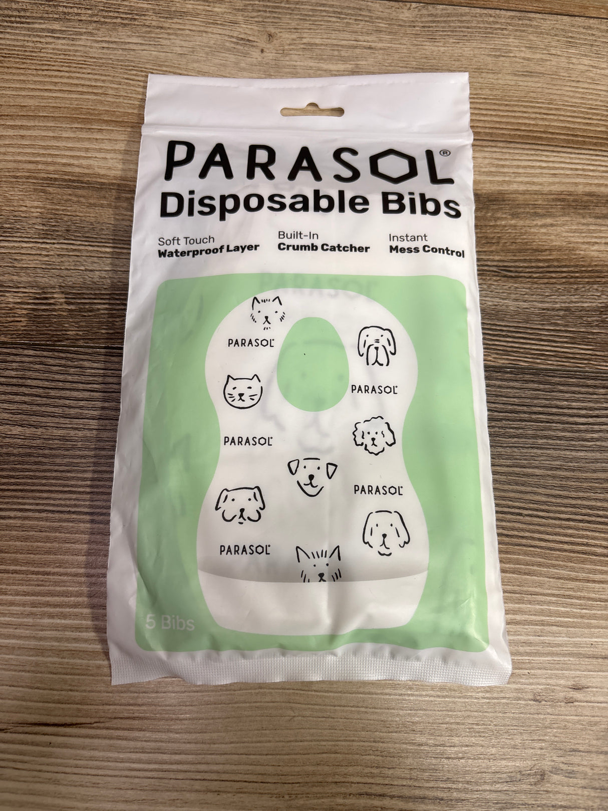 NEW Parasol Disposable Bibs 5pk