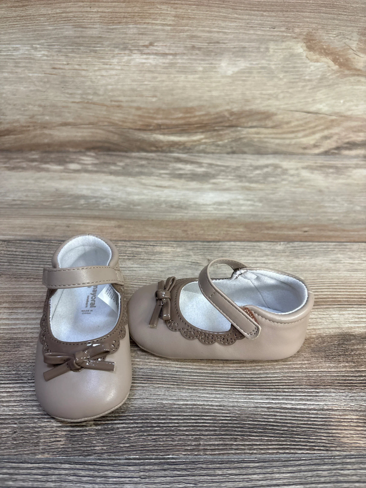 Mayoral Soft Sole Dressy Mary Jane Flats Taupe sz 4c