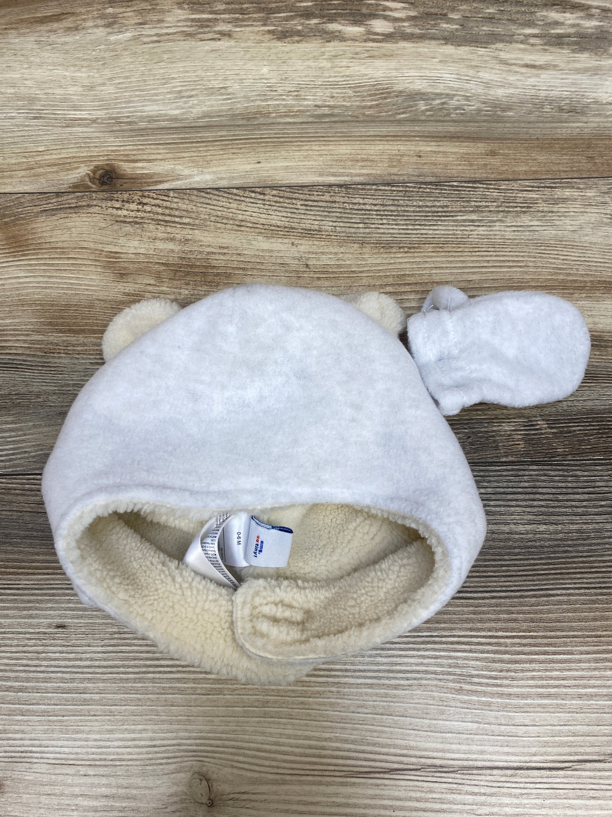 NWOT Old Navy 2pc Fleece Sherpa Lined Winter Hat & Mittens Set White sz 0-6m
