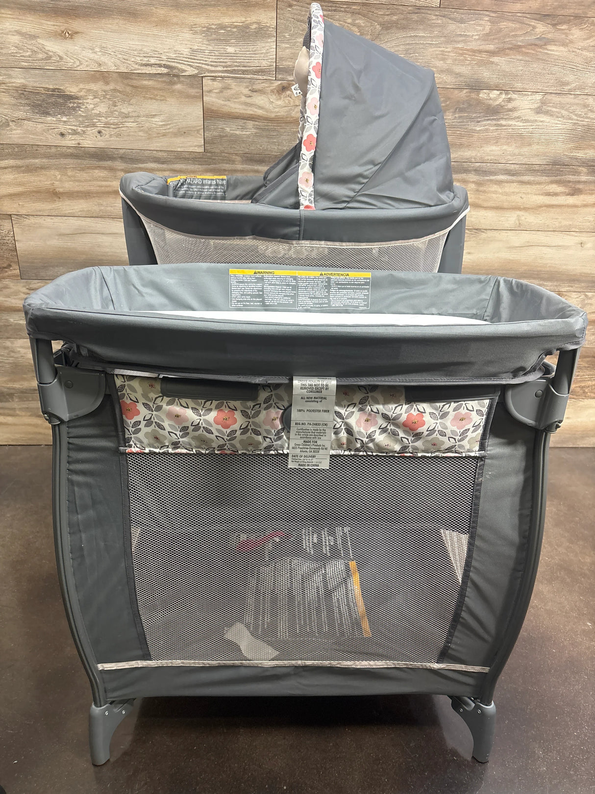 Graco Pack 'n Play Travel Dome LX in Annie Floral