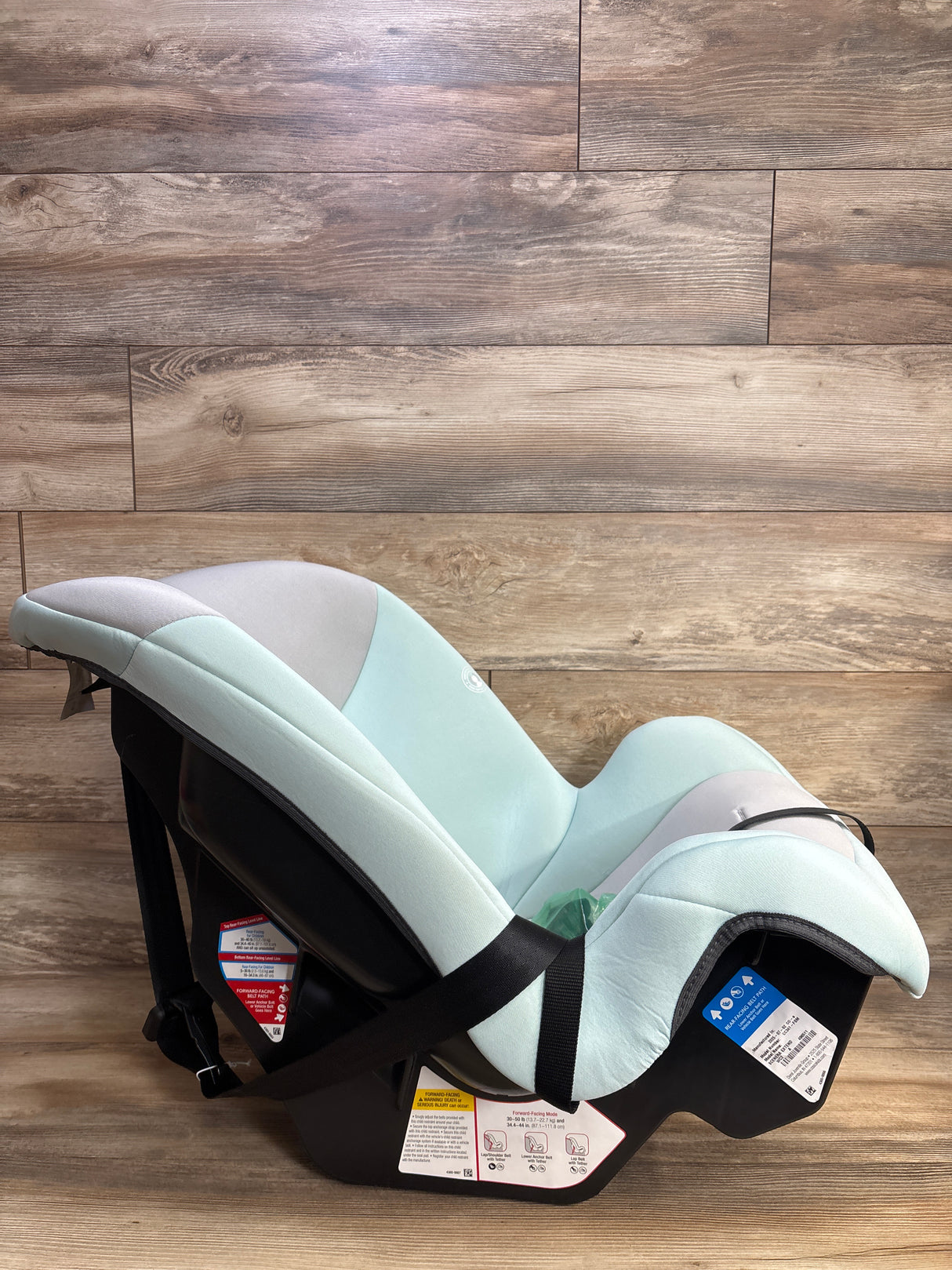 NEW Cosco Scenera Extend Convertible Car Seat, Blue