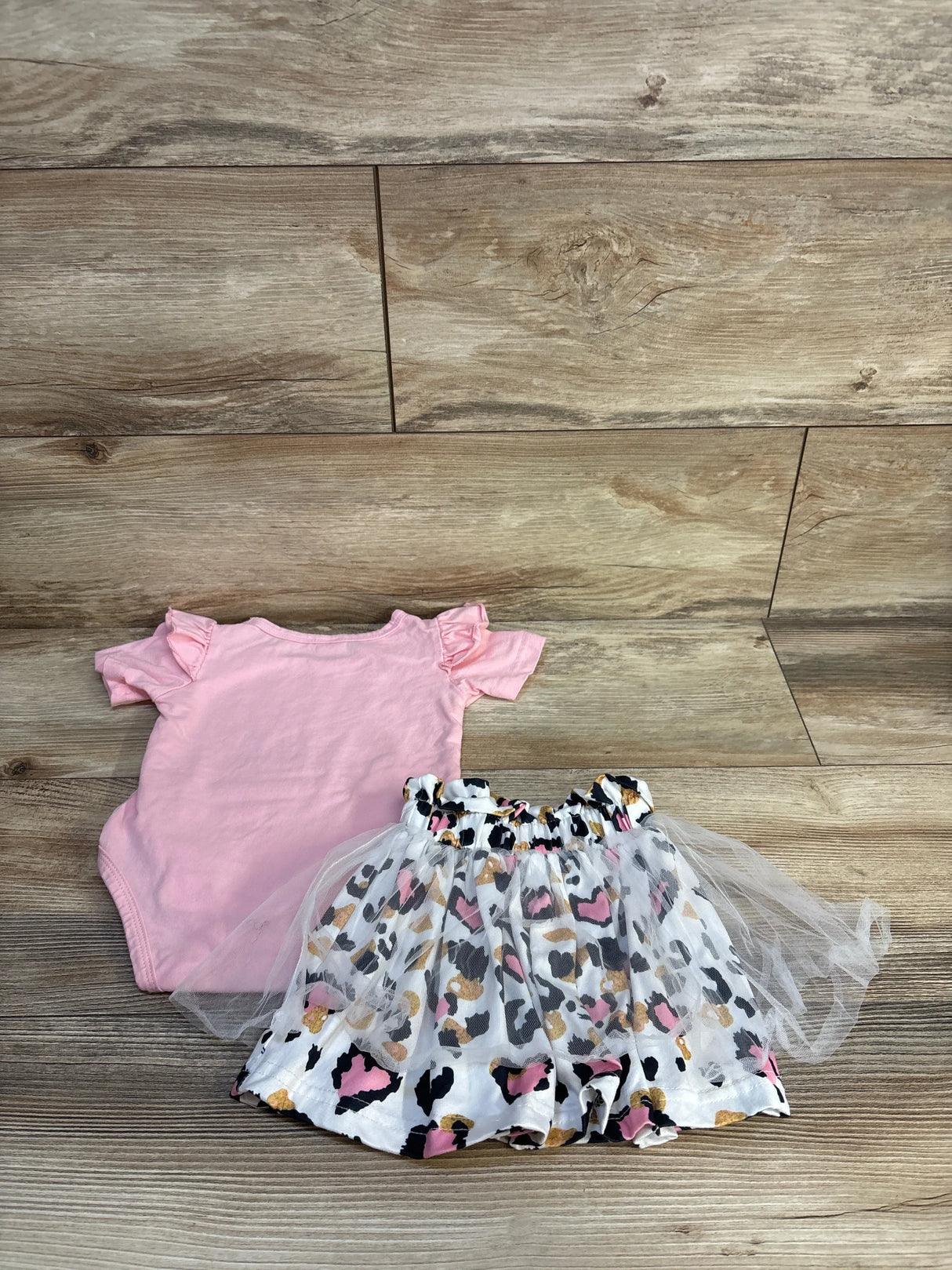 Minkidfashion 2pc 'Babe' Bodysuit & Skirt Set Pink sz 9m