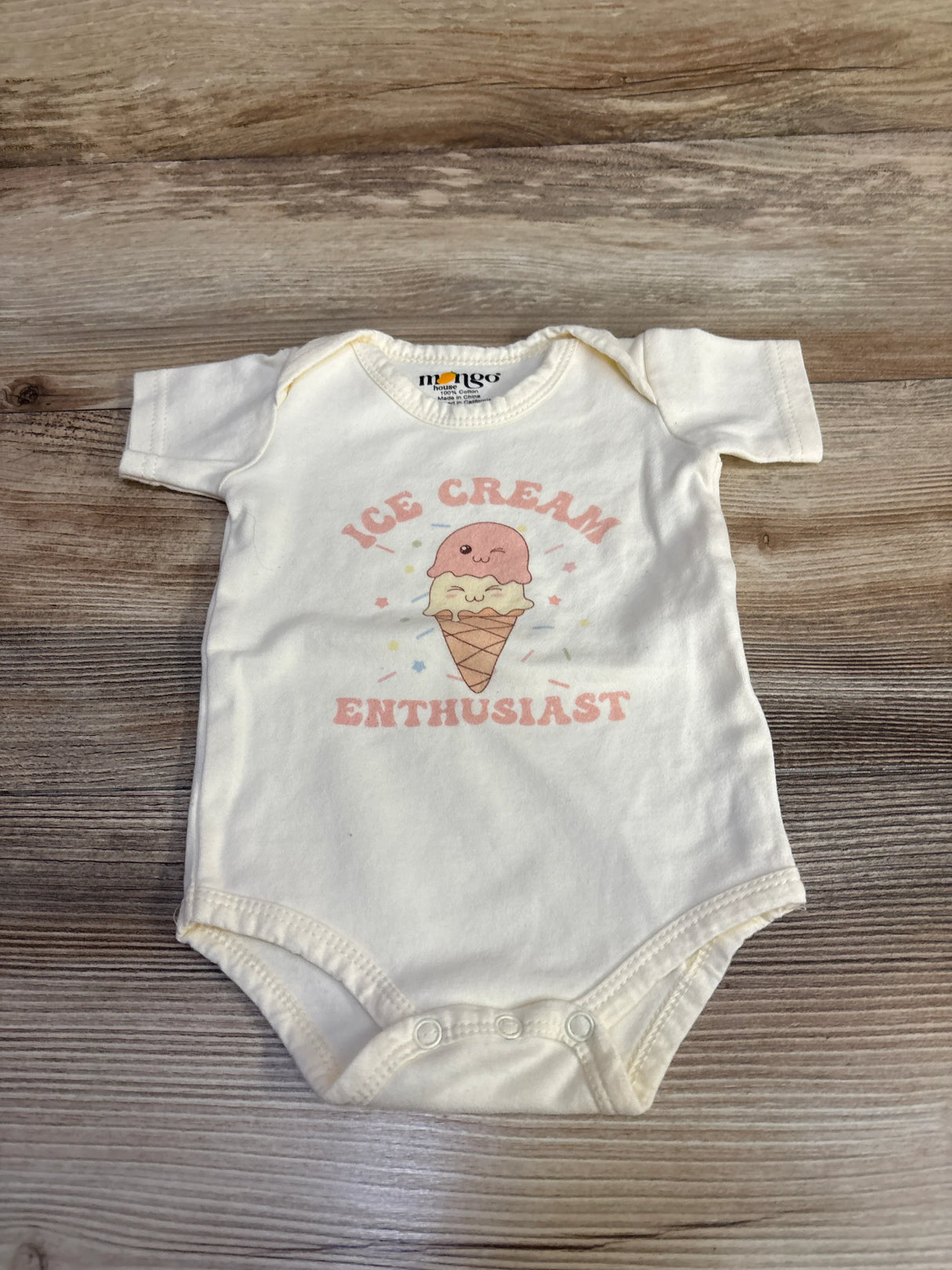 Mango House Ice Cream Enthusiast Bodysuit Cream sz 3-6m
