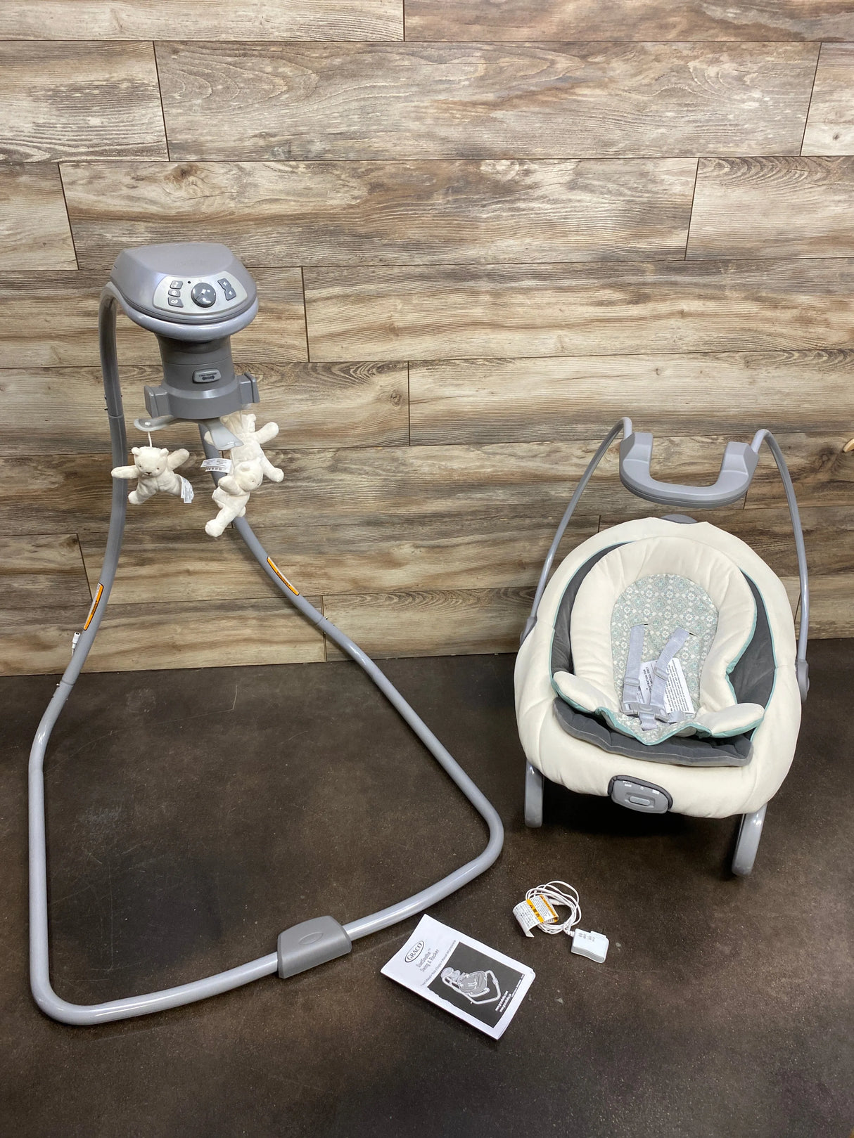 NEW Graco DuetSoothe Swing and Rocker in Winslet