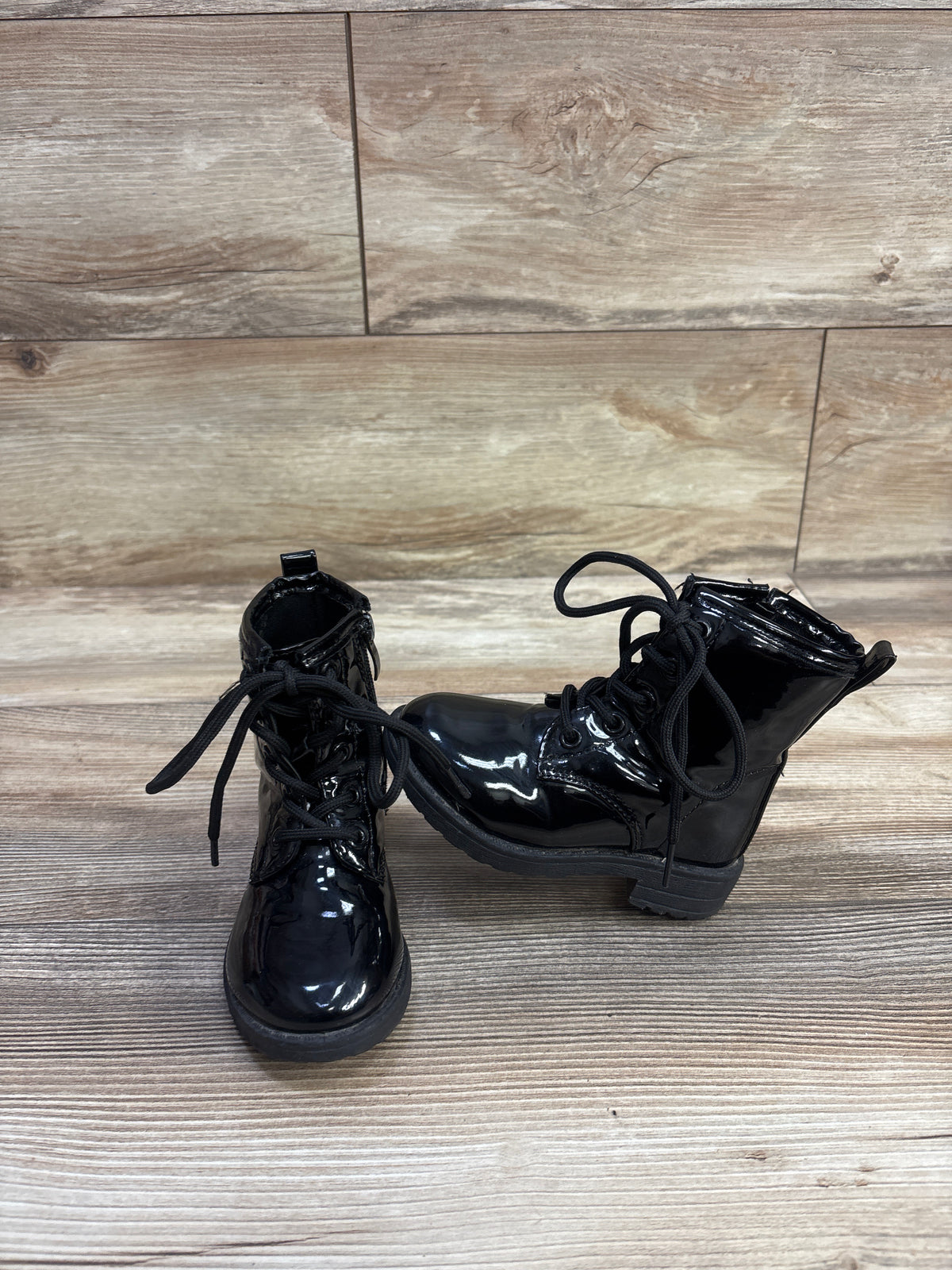 Patent Leather Lace-Up Ankle Boots Black sz 5c