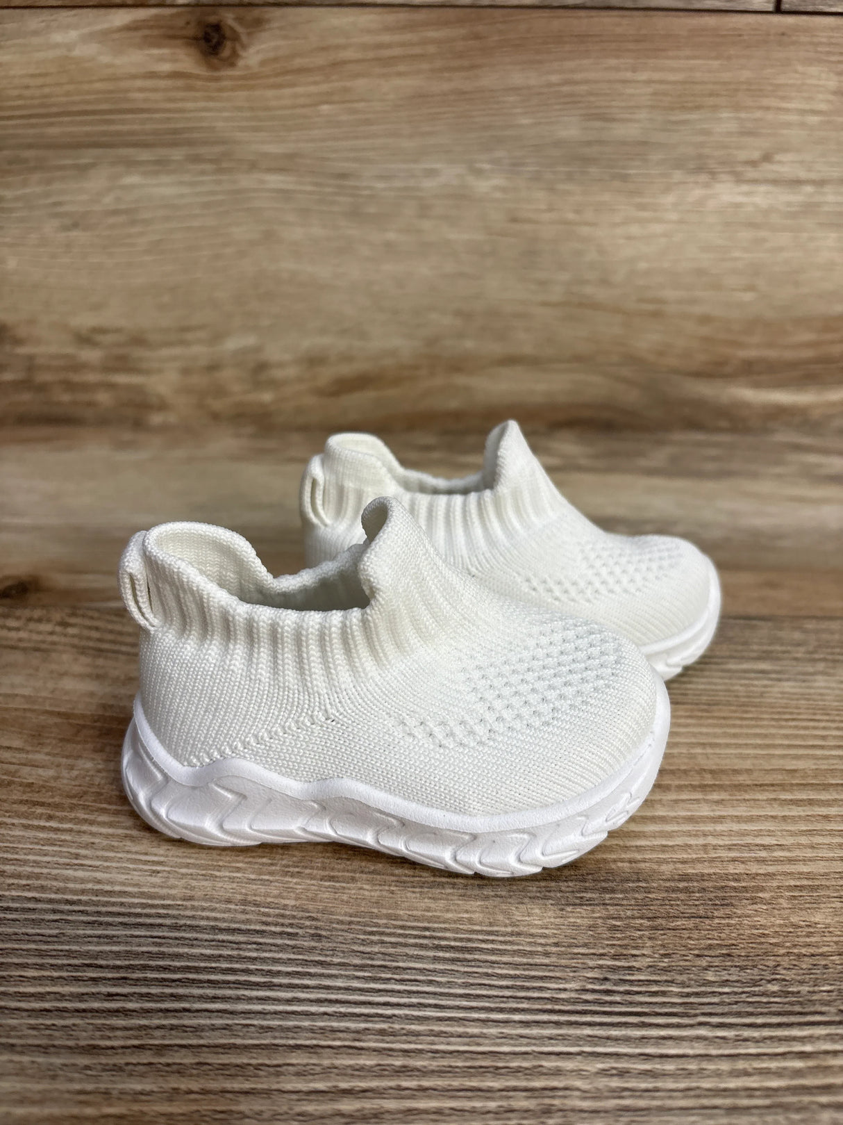 Breathable Mesh Sneakers White sz 3c