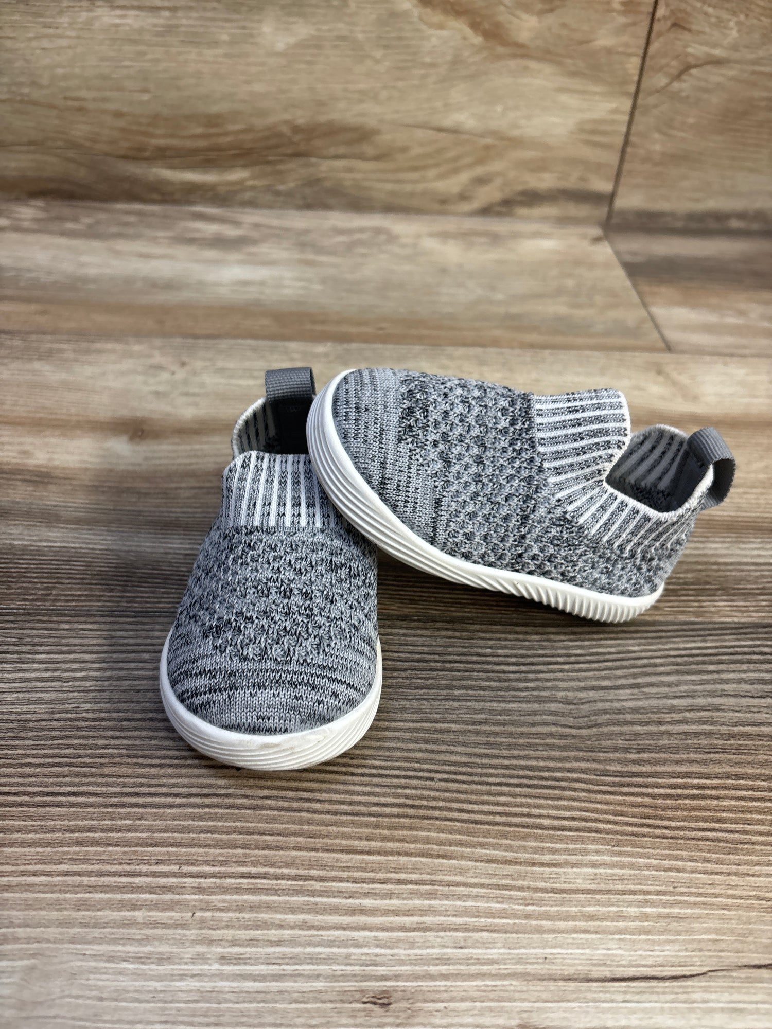 Morendl Non-Slip Mesh Walking Sock Sneakers Grey sz 4c