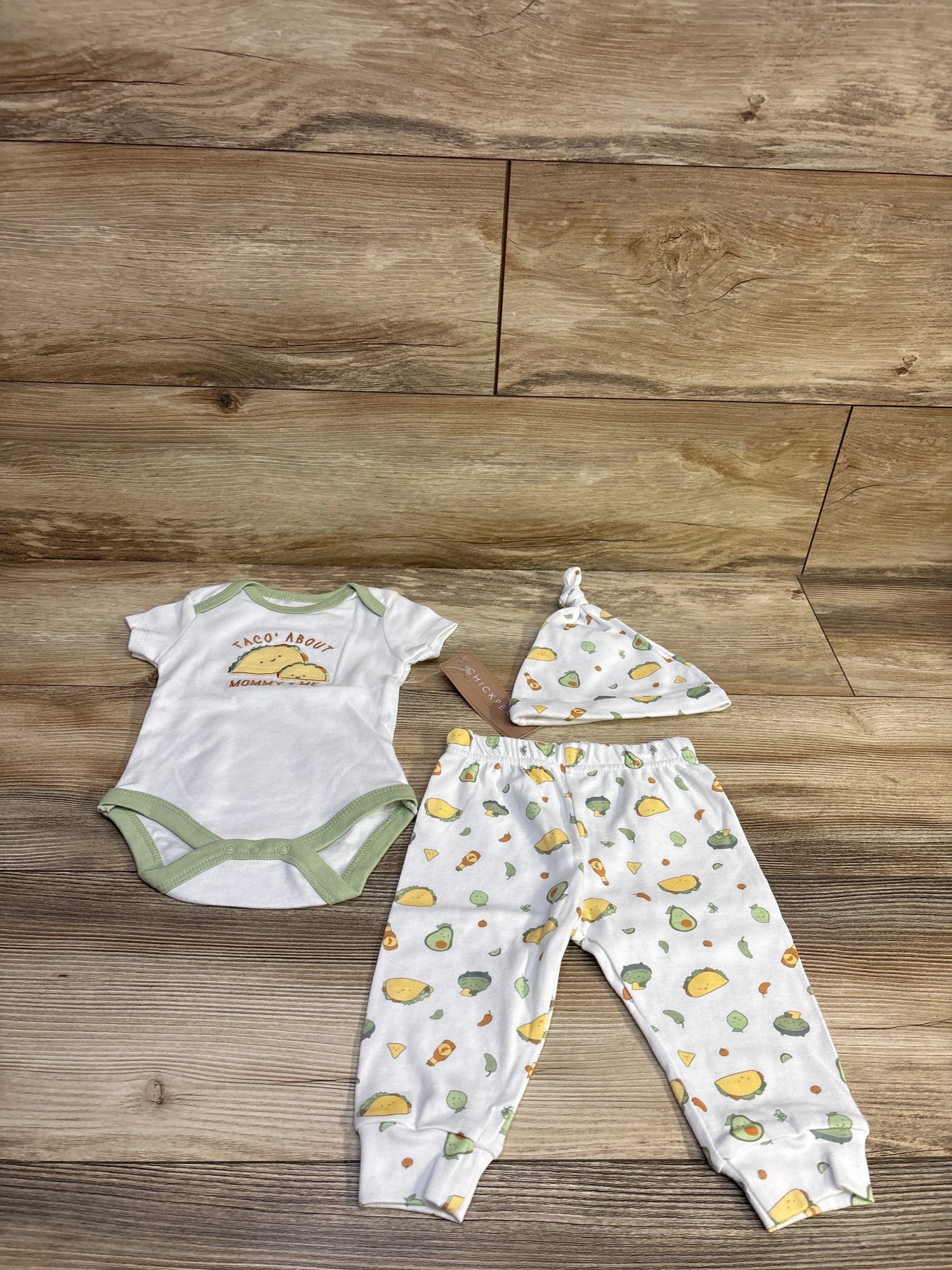 NEW Chick Pea 3pc Taco About Mommy & Me Layette Set White sz 3-6m