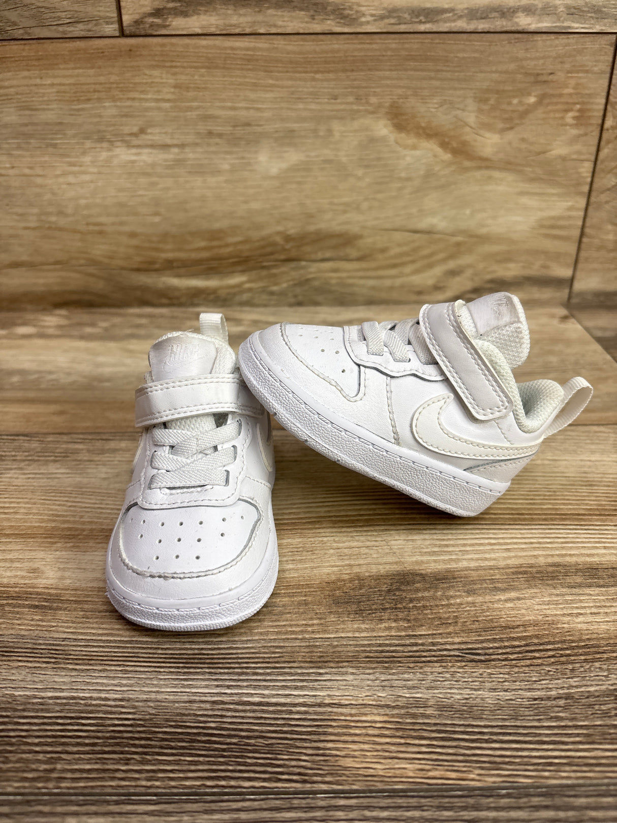 Nike Court Borough Low 2 TD 'Triple White' Sneakers sz 3c