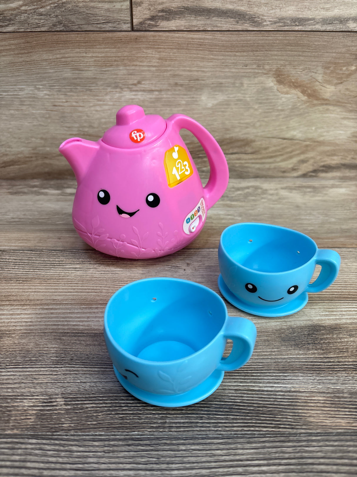 Fisher-Price Laugh & Learn Smart Stages Tea for Two