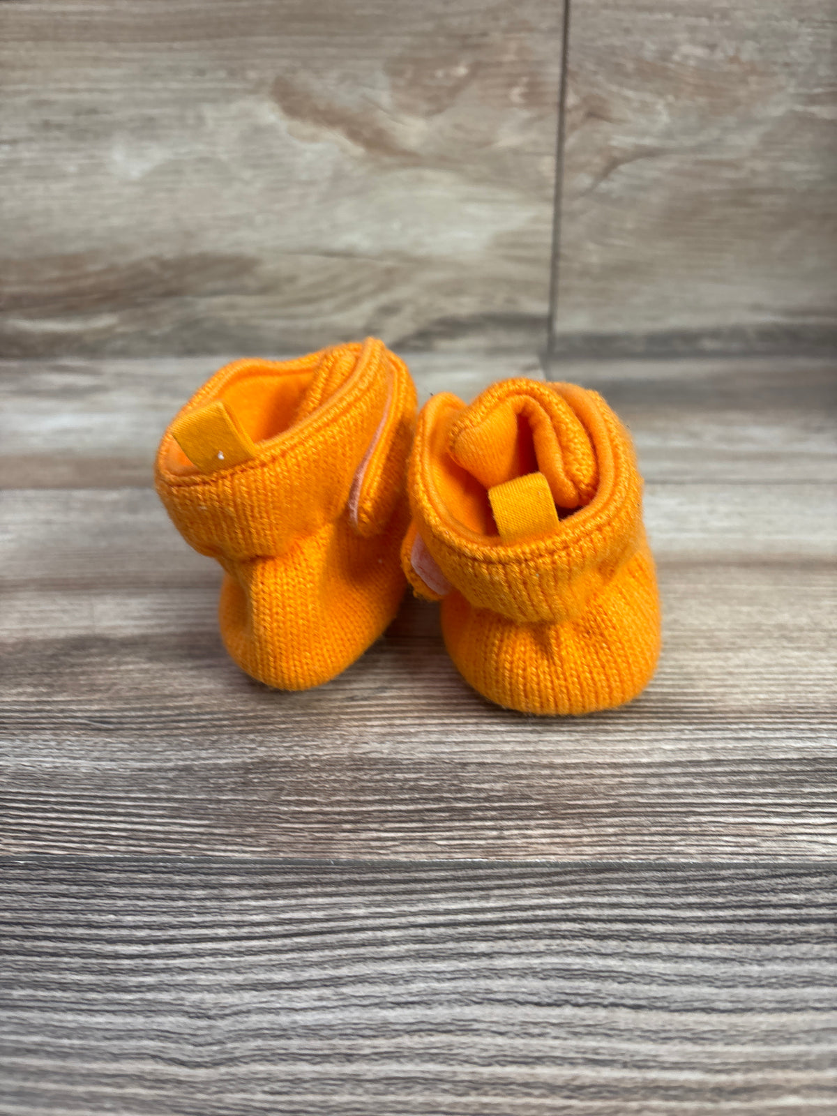 Cat & Jack Pumpkin Crib Booties Orange sz 2c