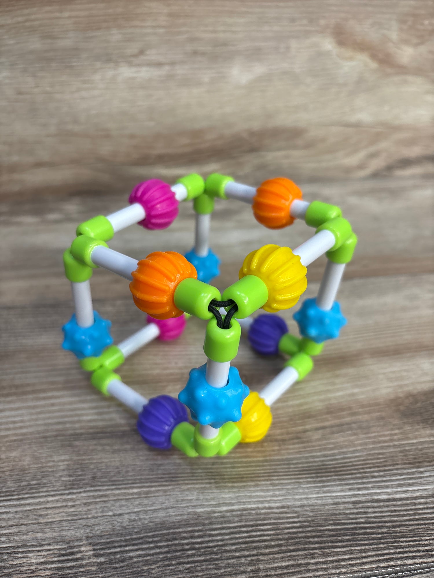 Fat Brain Toys Quubi Cube Toy