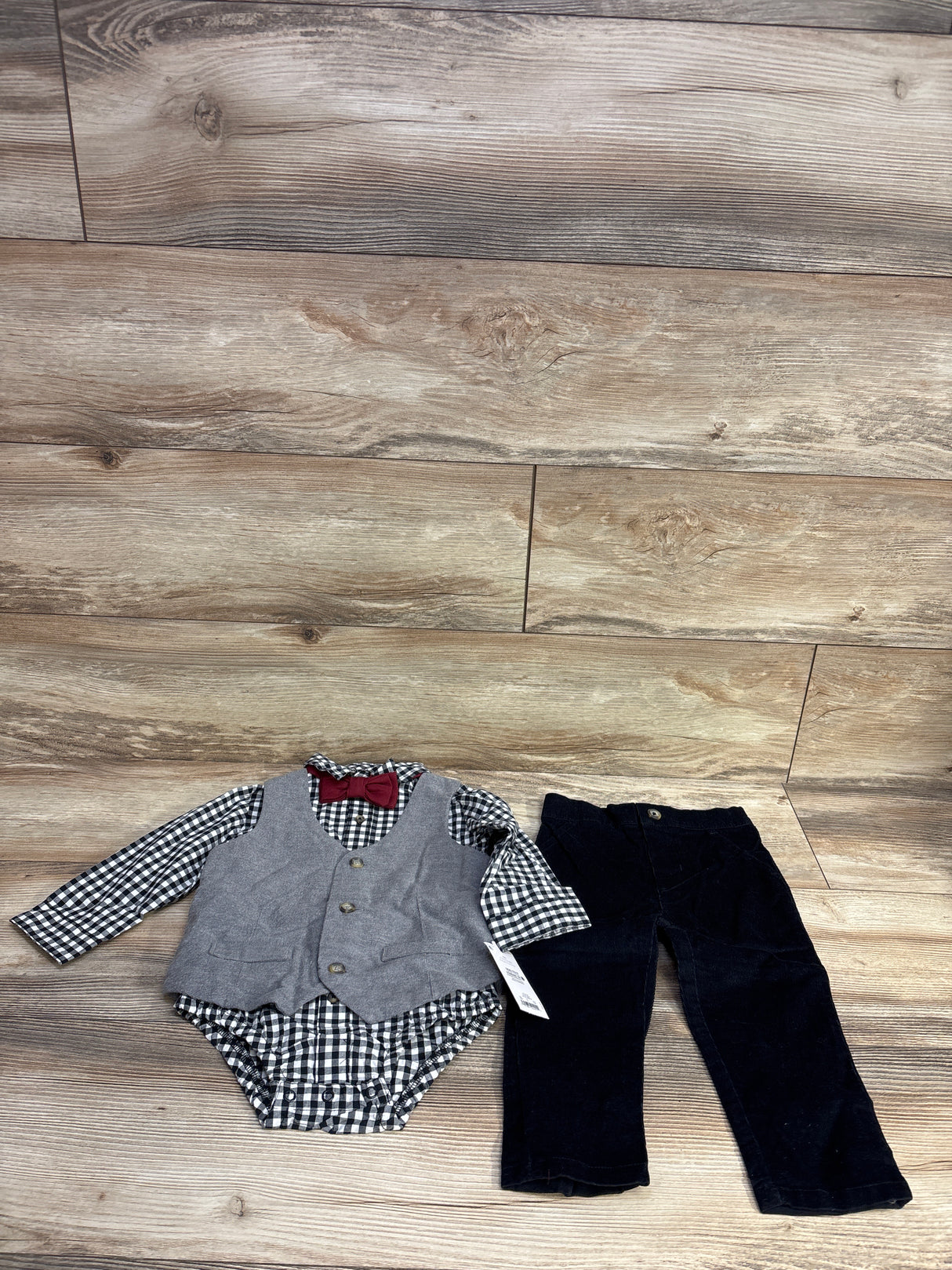 NEW Just One You 4pc Vest Set sz 18m