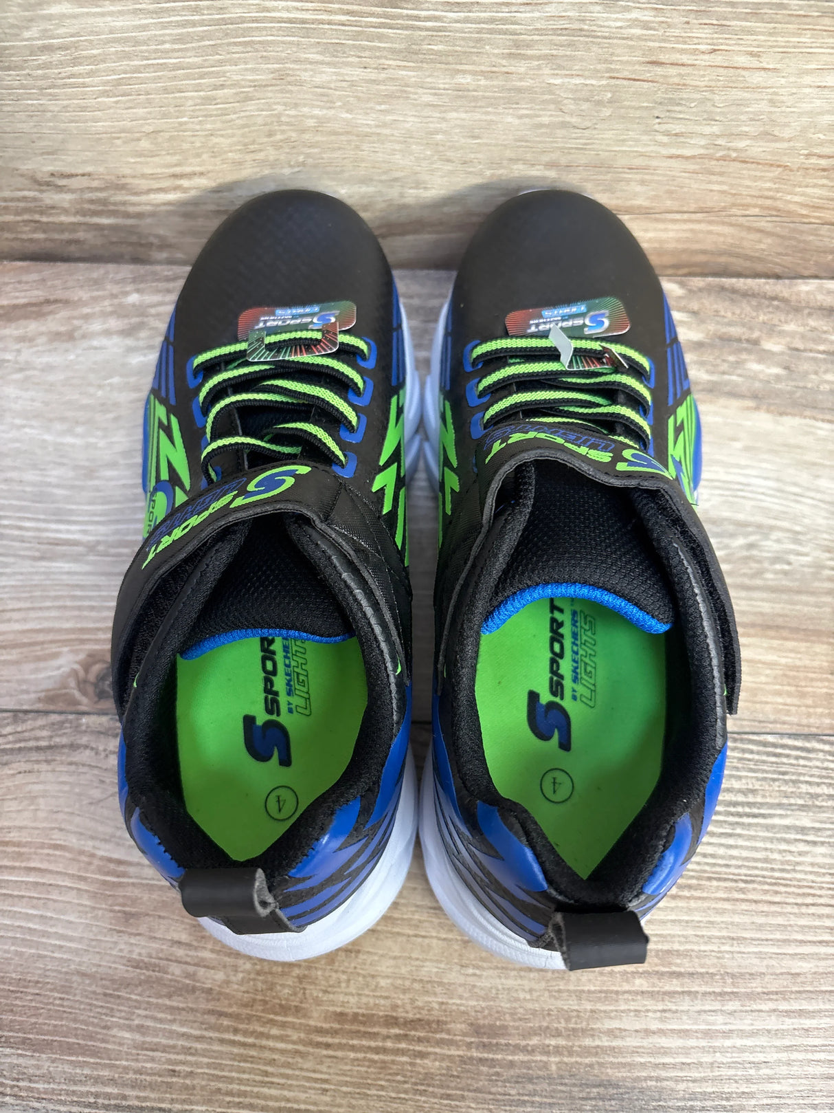 NEW Skechers Jaycob 2.0 Boys' Light-Up Sneakers Black sz 4Y - Me n Mommy To Be