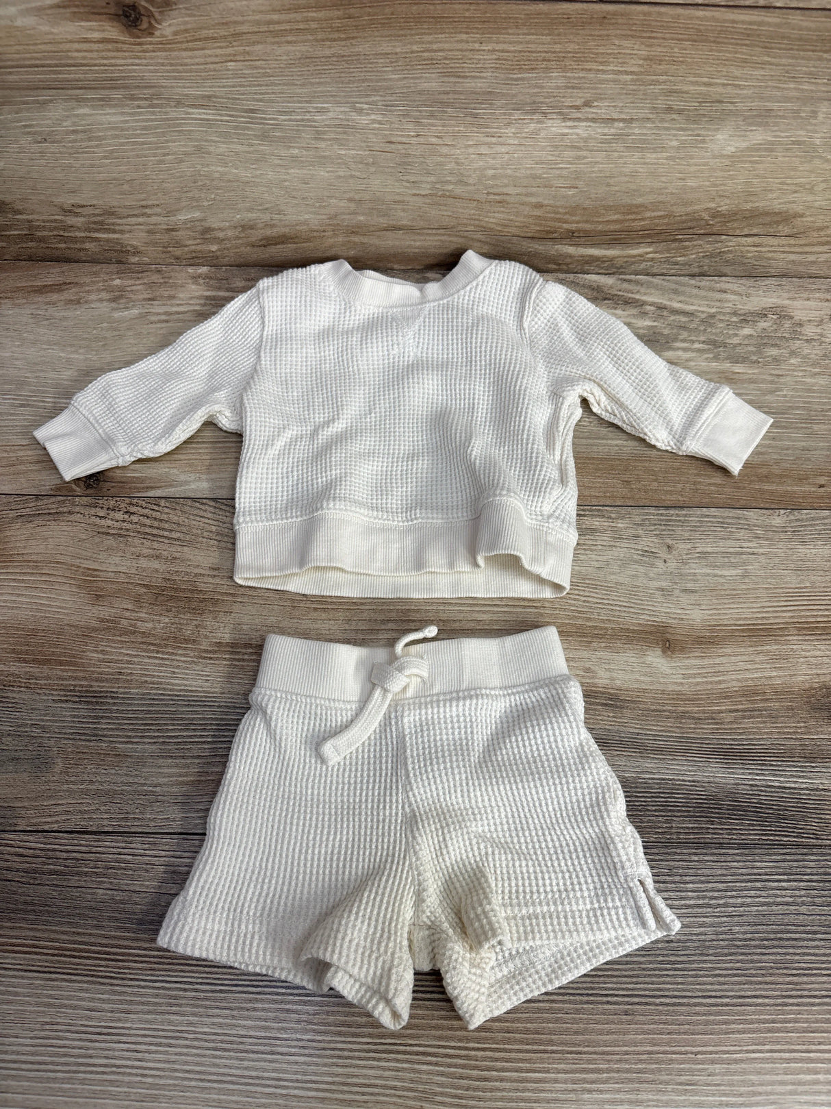Carter's x Hilary Duff 2pc Thermal Outfit Set Ivory sz Newborn