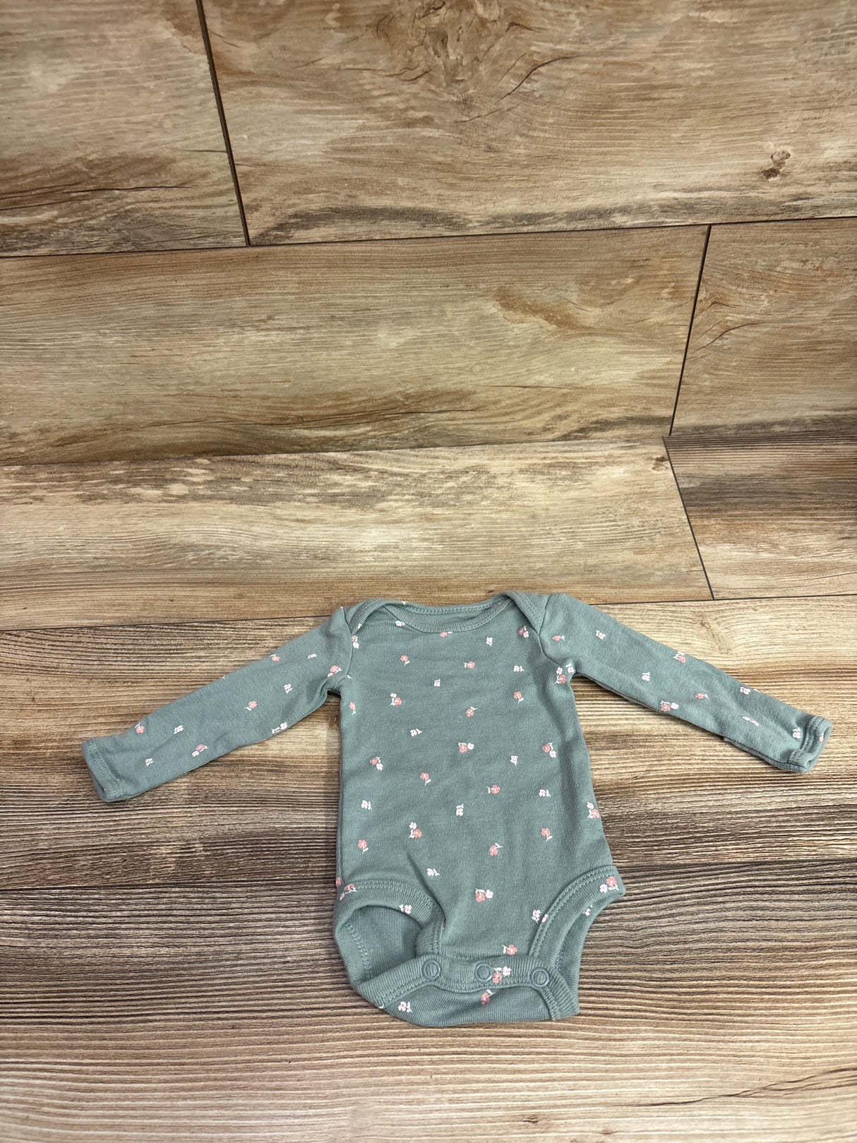 Carter's Long Sleeve Bodysuit Green sz Preemie