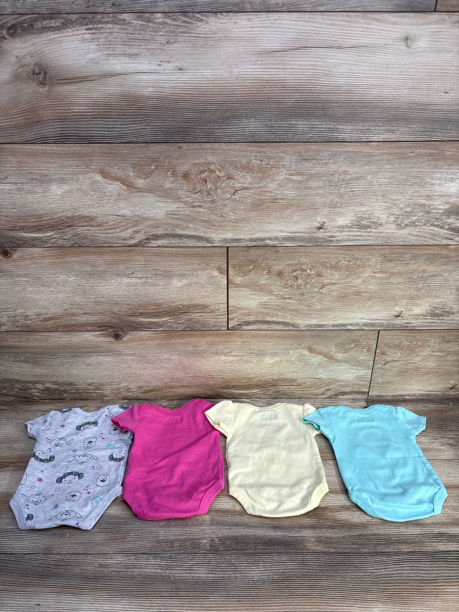 Happy Threads x Star Wars 4pk Bodysuits Pink sz 0-3m