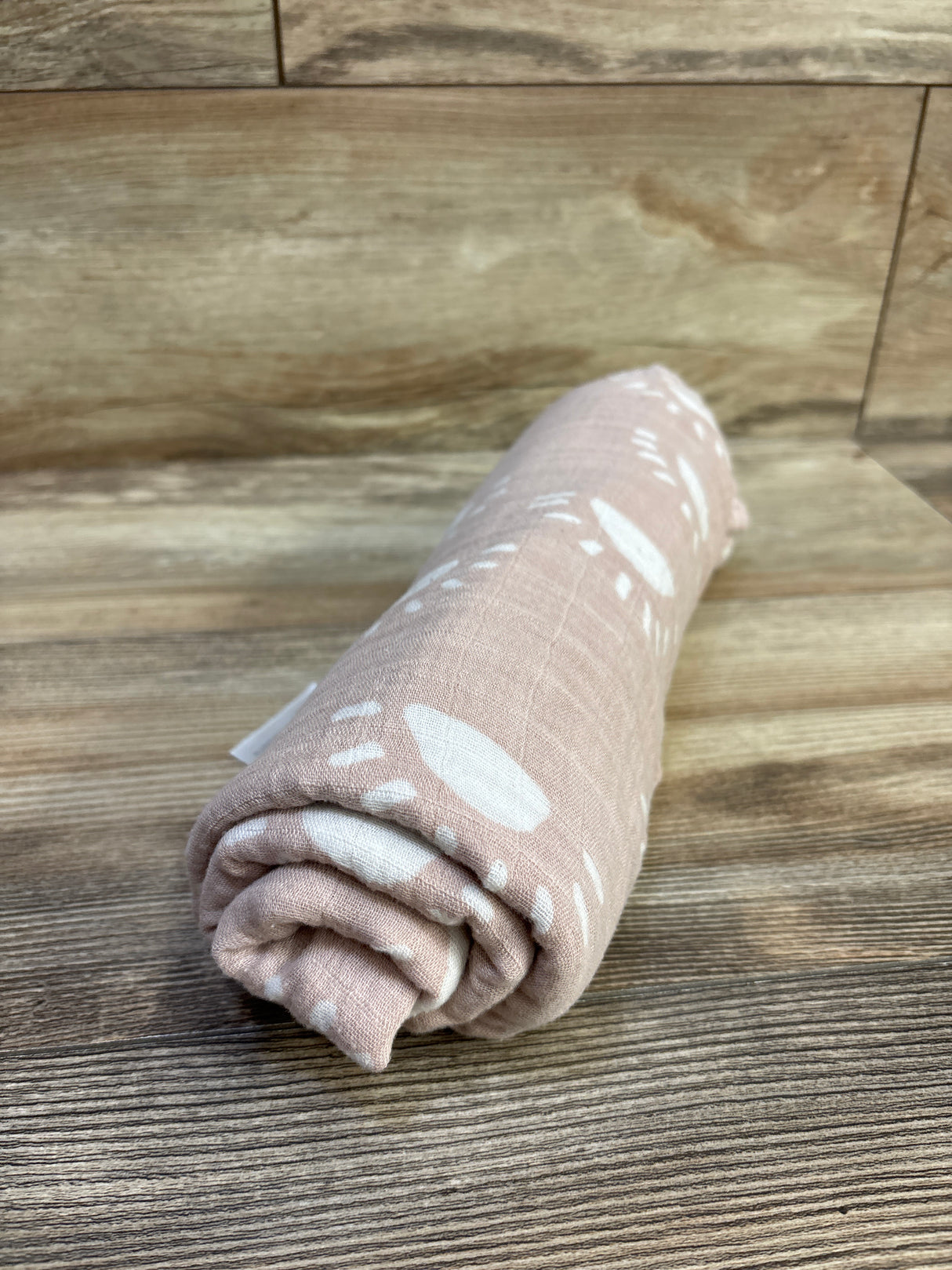 Comfy Cubs Bamboo/Muslin Swaddle Blanket Pink