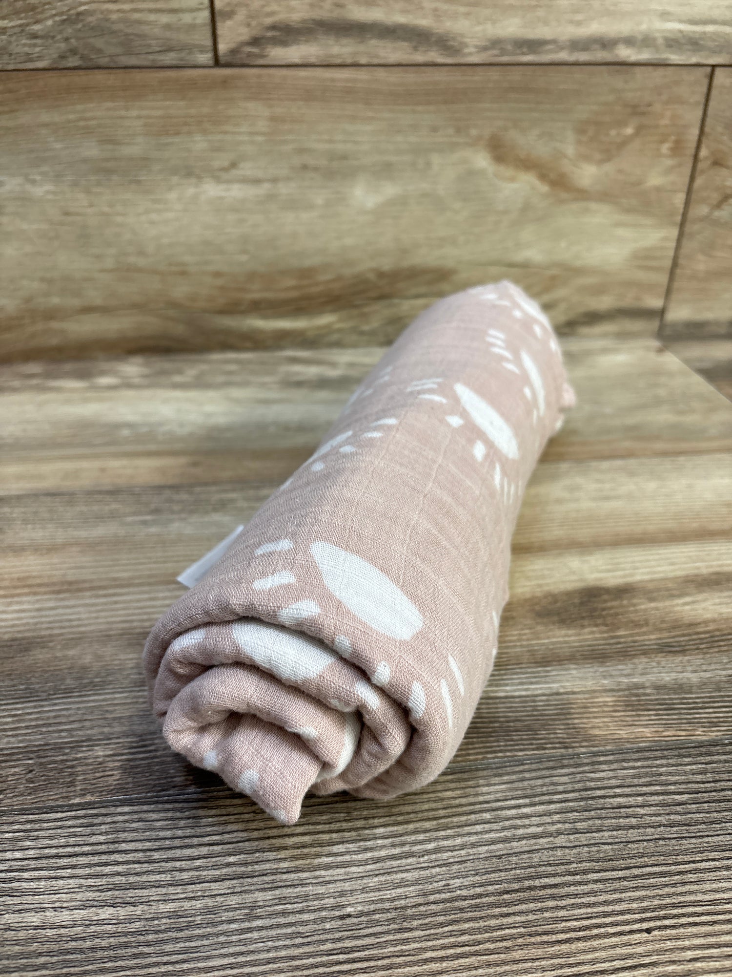 Comfy Cubs Bamboo/Muslin Swaddle Blanket Pink