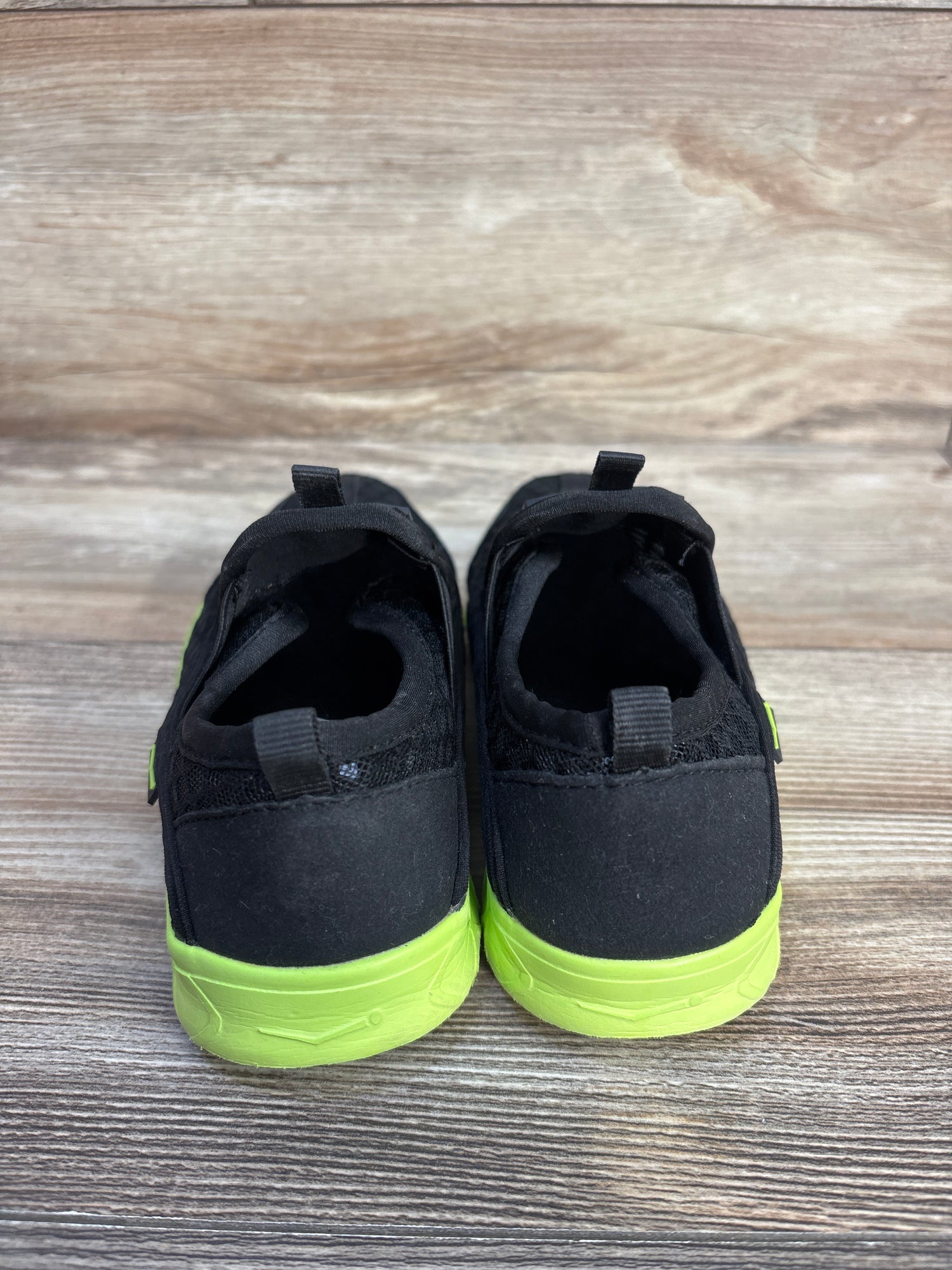 Wave Runner Aqua Slip-On Shoes Black sz 1Y