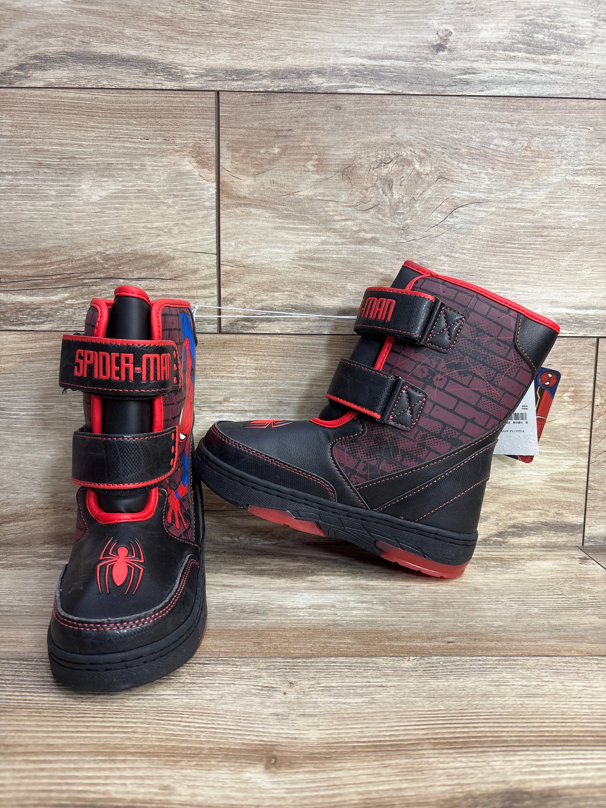 NEW Marvel Spider-Man Light-Up Winter Boots Black sz 1Y