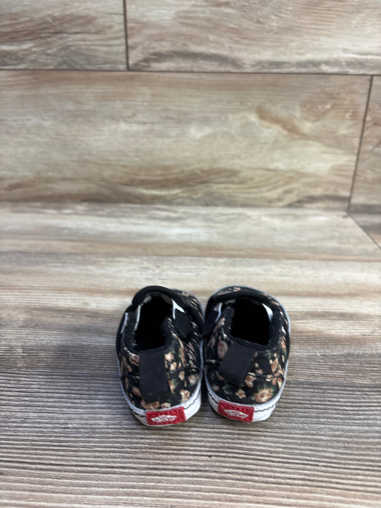 Vans Slip On V Crib Shoes Floral Black sz 4c
