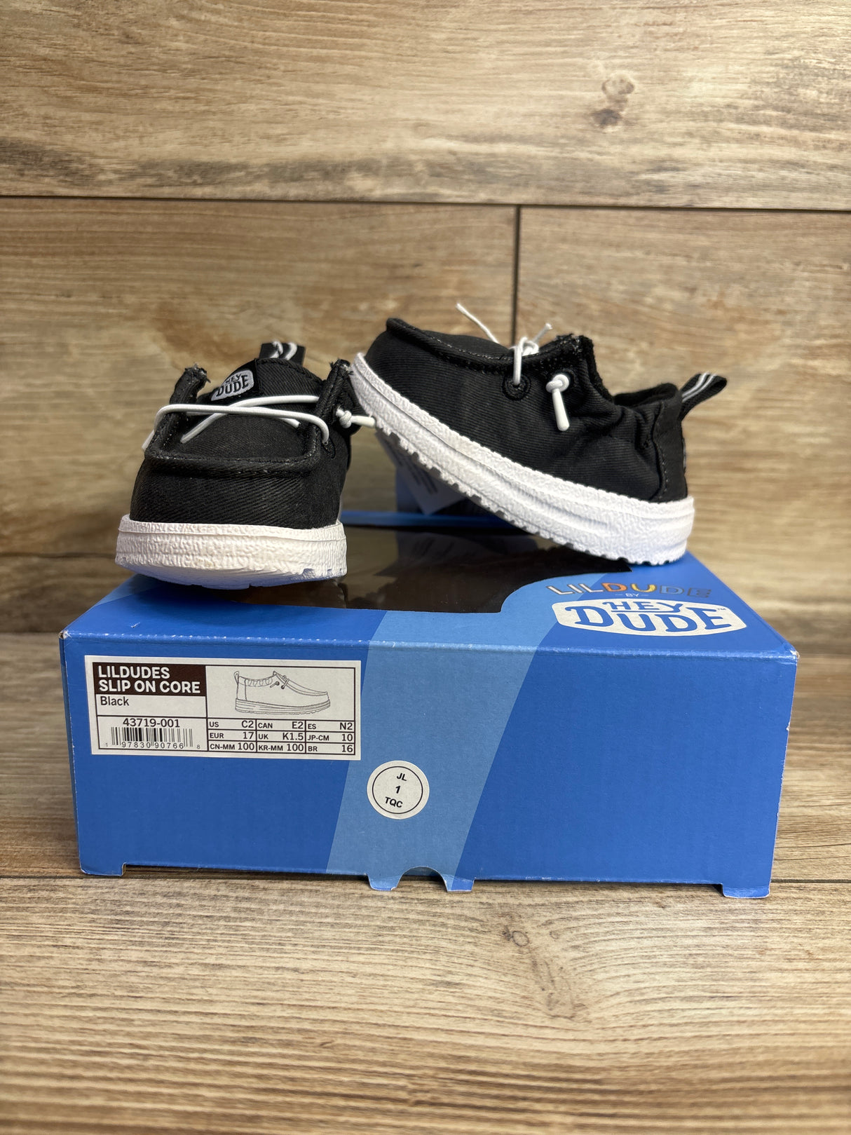 NEW LilDude by Hey Dude Slip On Core Sneakers Black sz 2c