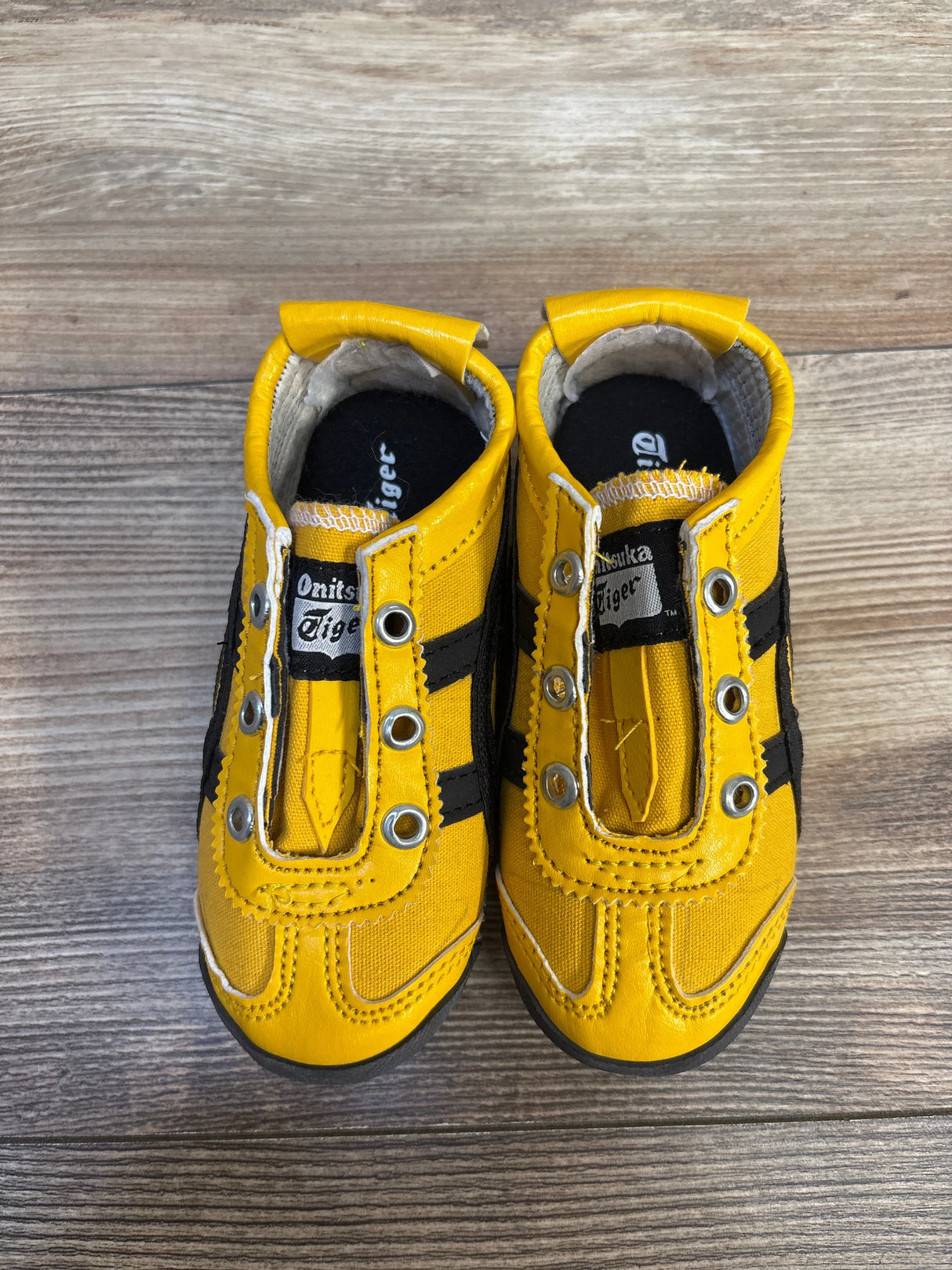 Onitsuka Tiger Mexico 66 Slip-On Sneakers Yellow 6.5c