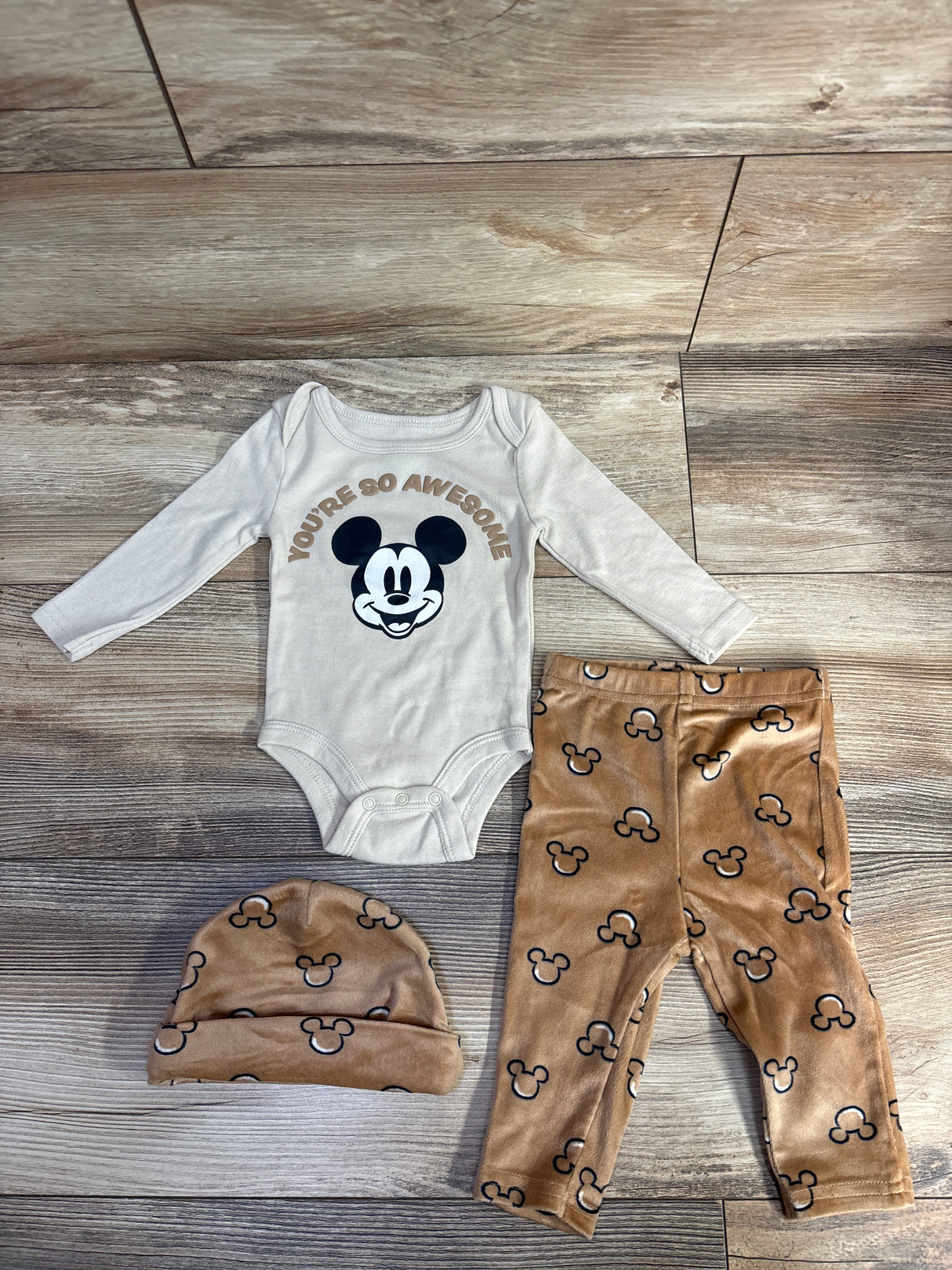 Disney Baby 3pc Mickey Mouse Bodysuit & Velour Pants Set Tan sz 0-3m