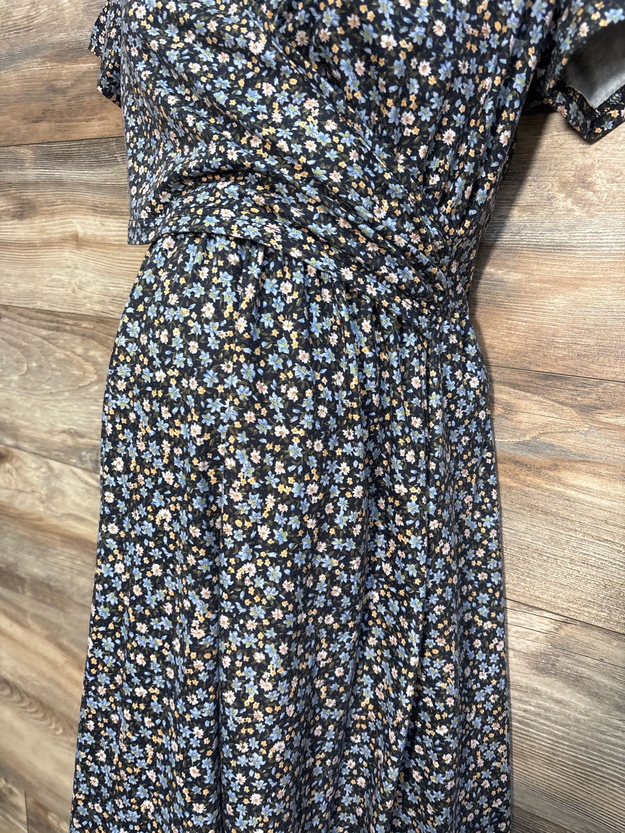 OUGES Blue Floral Nursing Dress Black sz Small