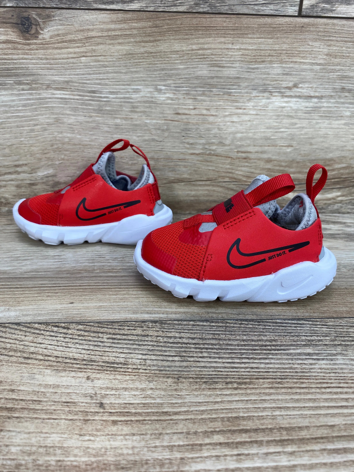 Nike Flex Runner 3 Red Sneakers sz 4c