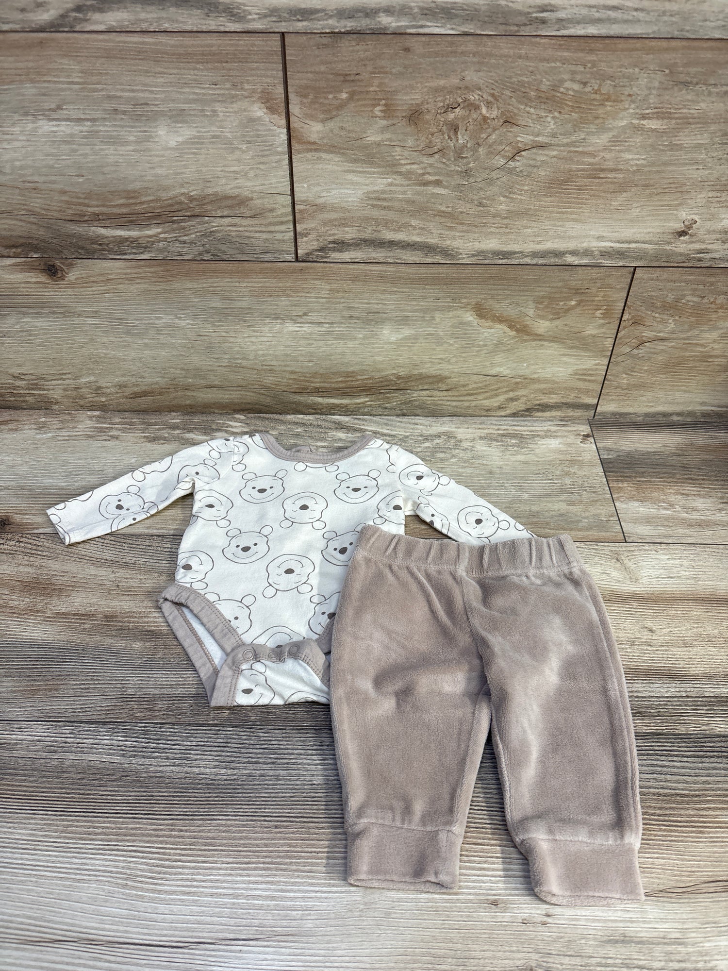 Disney Baby 2pc Winnie The Pooh Bodysuit & Pants Set Pale Yellow sz 0-3m