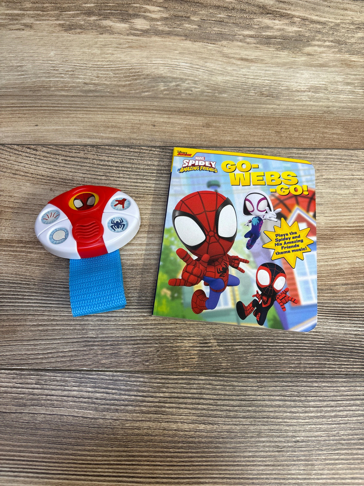 Spidey and His Amazing Friends: Go-Webs-Go! Sound Book and Wristband - Me n Mommy To Be